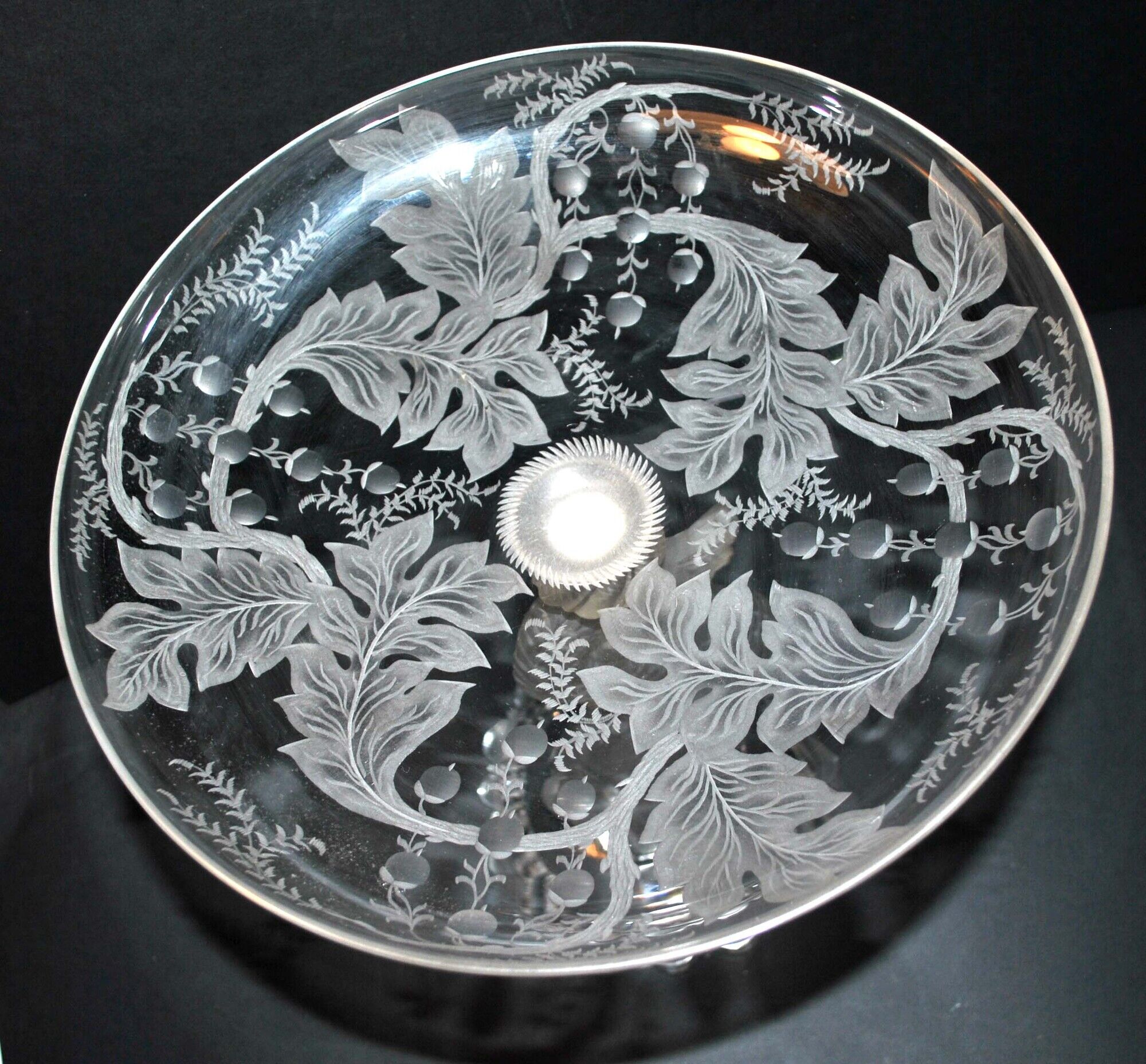 Standing cup dauphin crystal of baccarat 1897