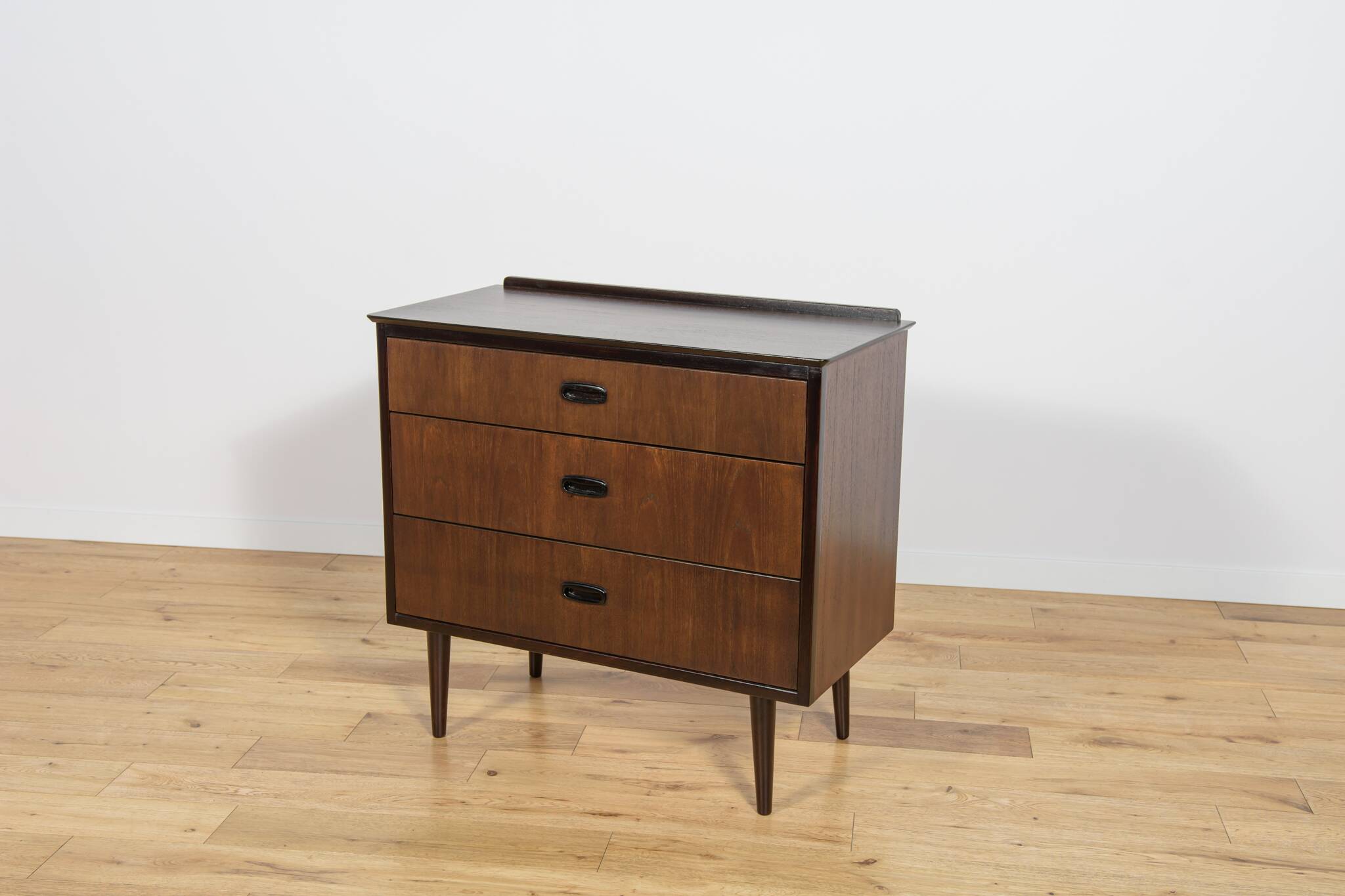 Commode en teck du milieu du siècle, Danemark, années 1960