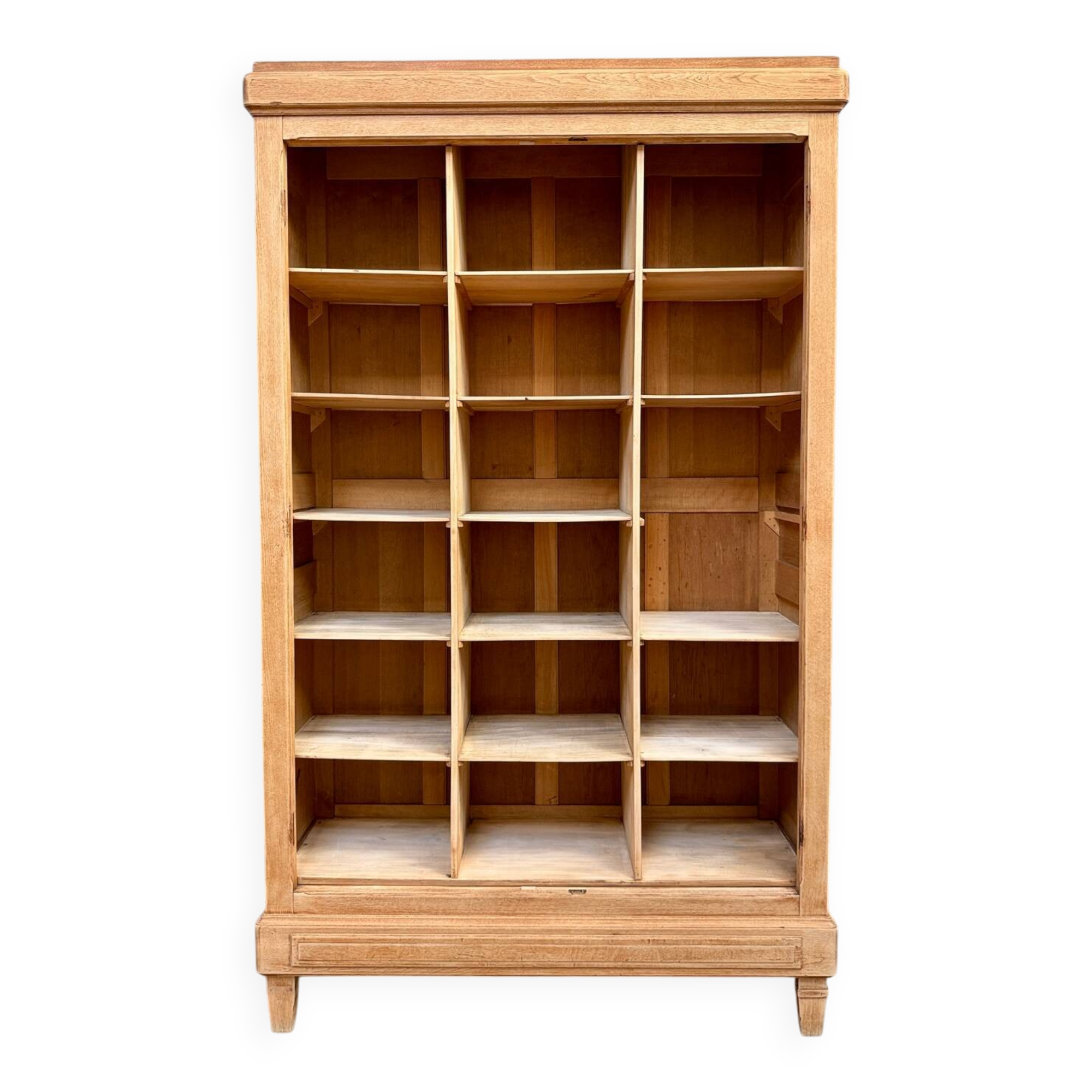 Large oak locker cabinet (renovated)