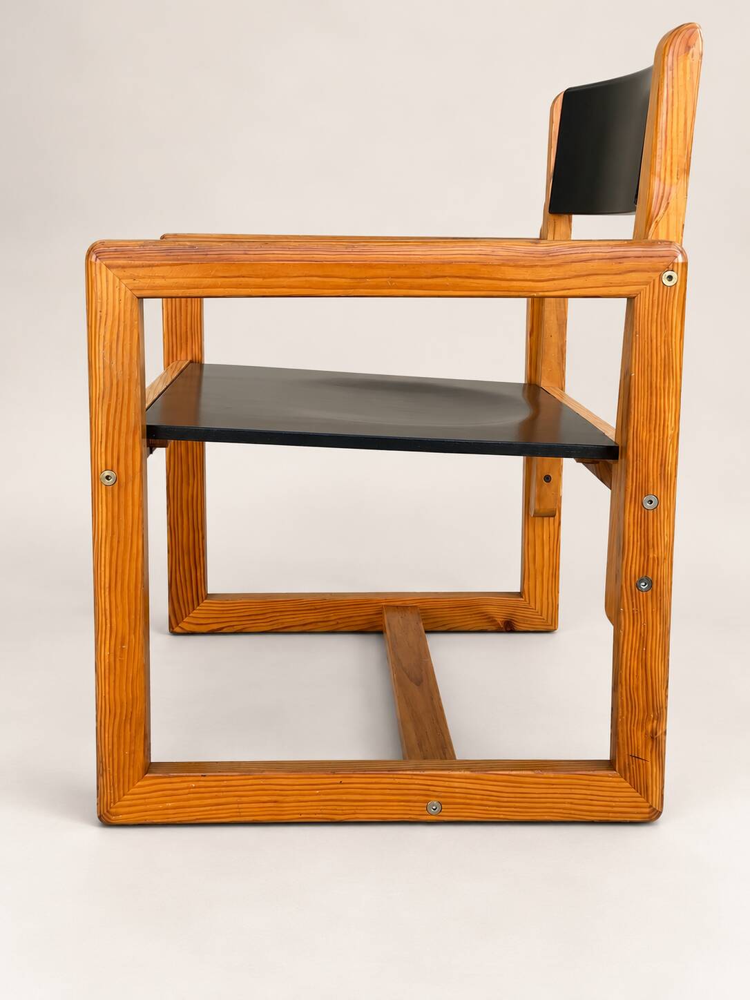 André Sornay armchair in solid pine and black lacquer – circa 1960