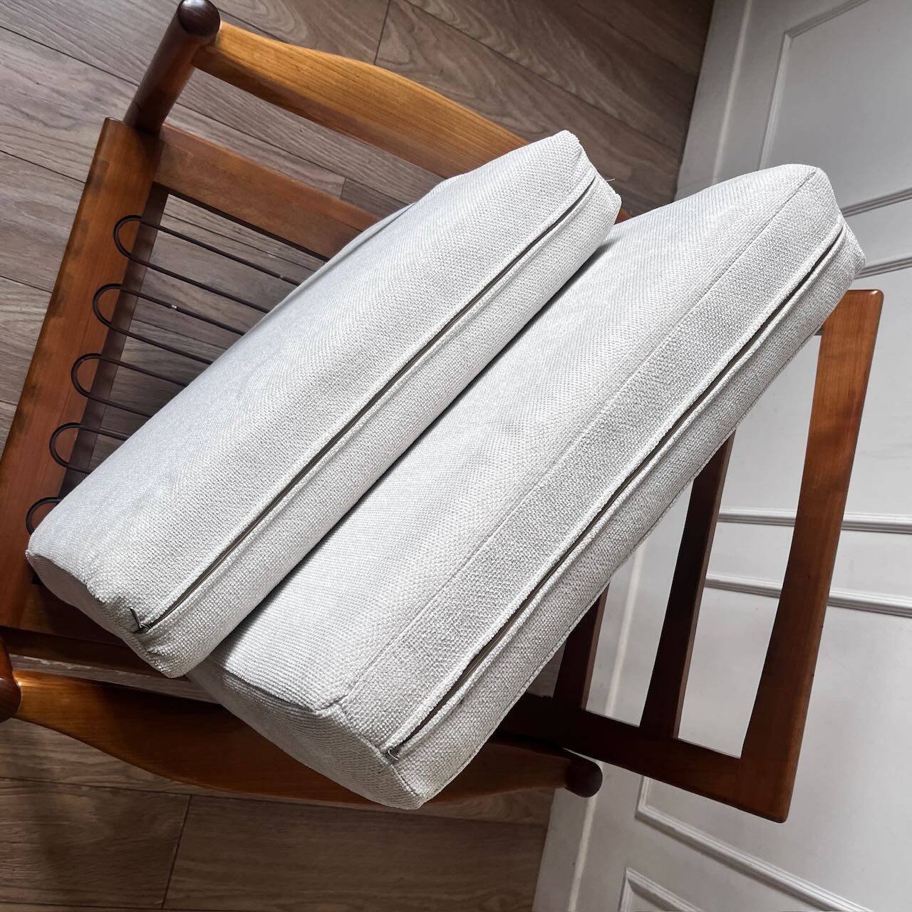 Fauteuil scandinave tissu blanc