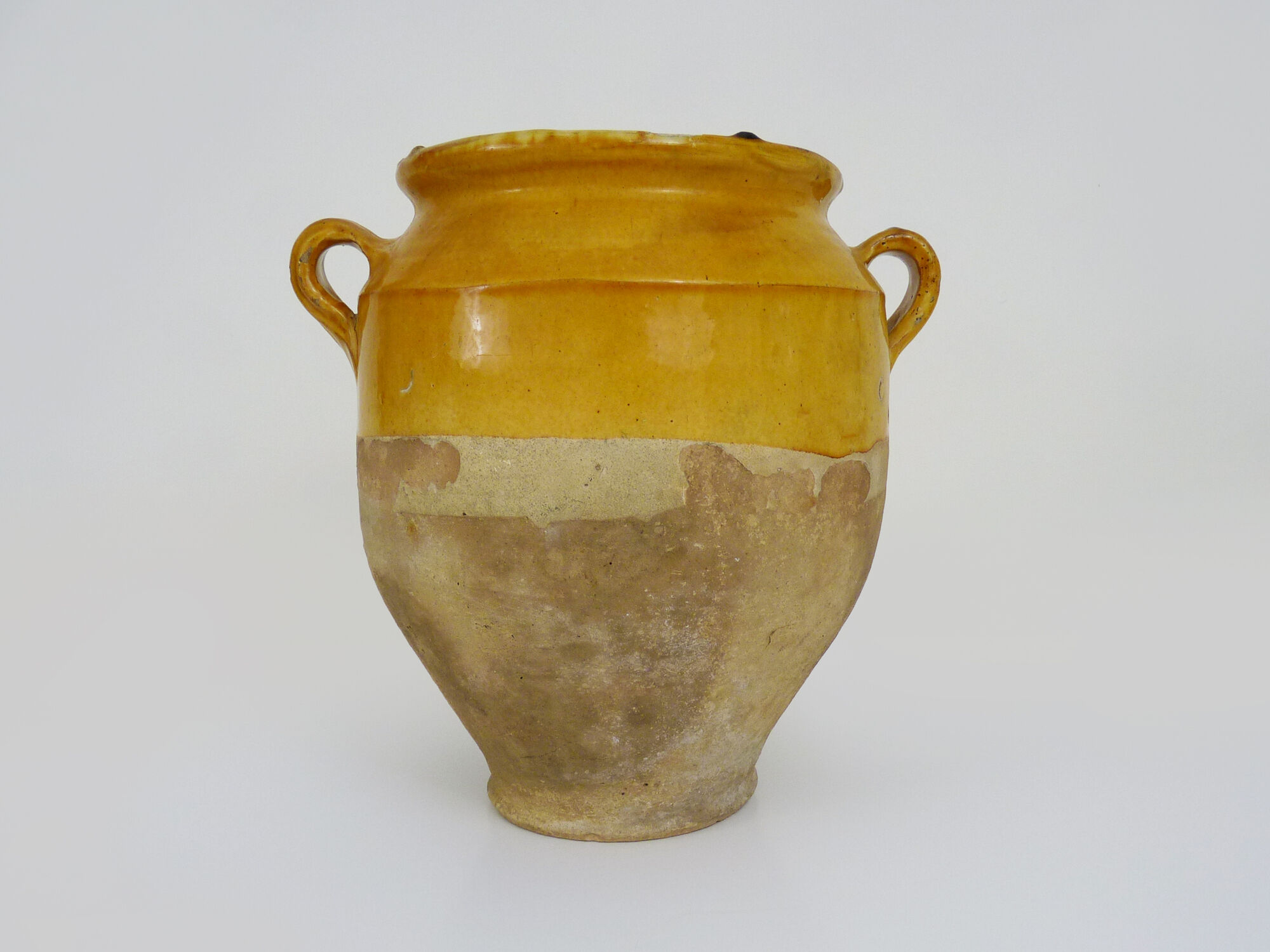 Glazed yellow confit pot, south west of France. Conservation pot. Pyrenees XIXth
