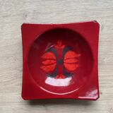 Vintage ashtray in enamelled sheet metal in red tones with floral decor from the 60s