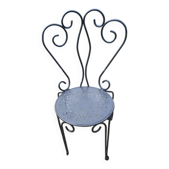 1 ornate wrought iron garden chair