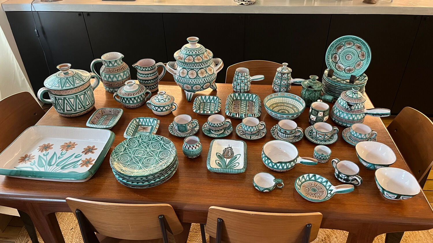 Ceramic service set signed by Robert Picault