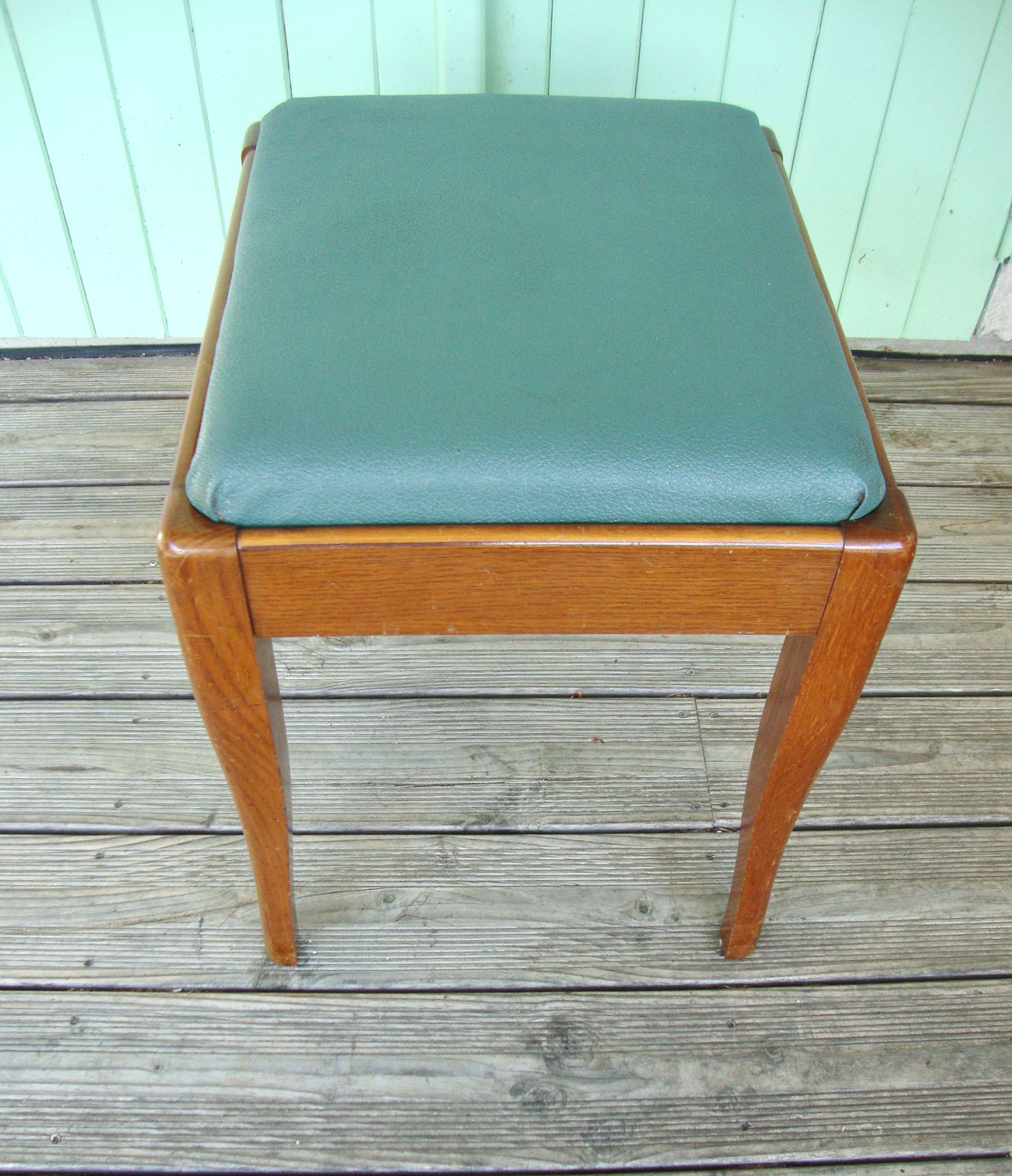 Sewing box worker's stool