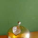 Apple-shaped brass tidy