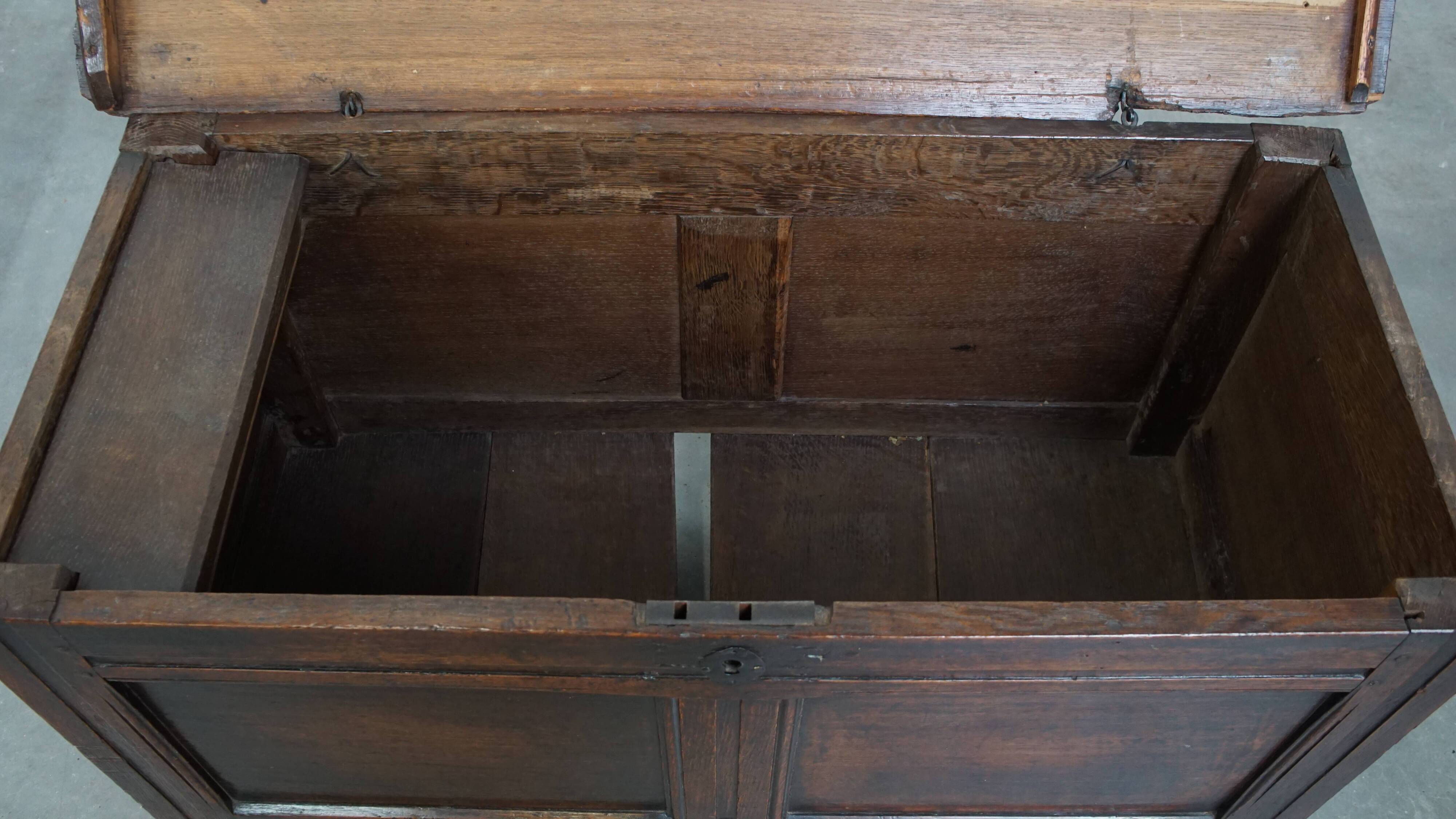 Antique 17th-century English oak chest