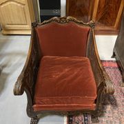 Baroque living room in burgundy velvet and wood