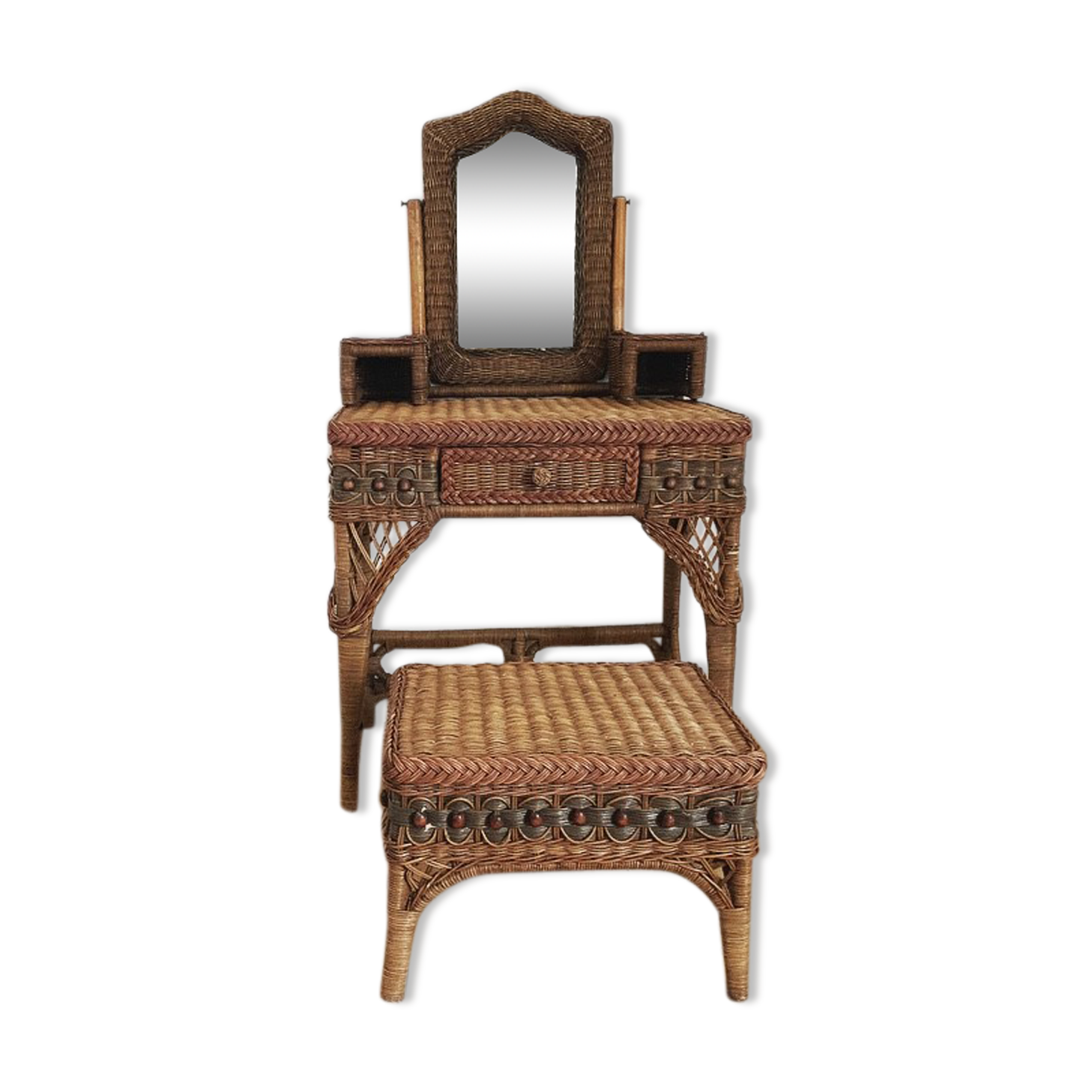 Rattan hairdresser and its pouf