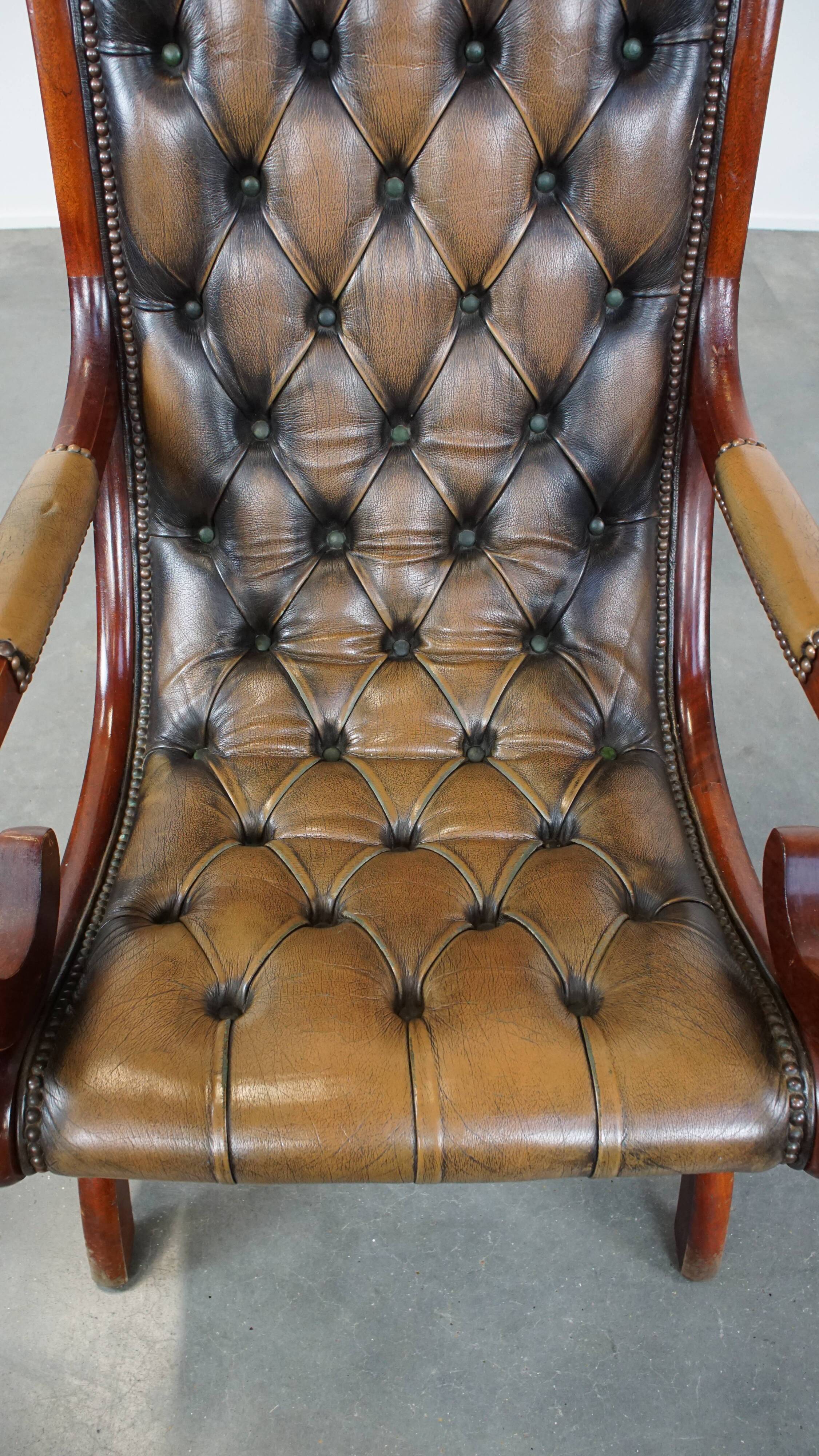 Green Vintage Leather English Chesterfield Armchair Combined with Wood