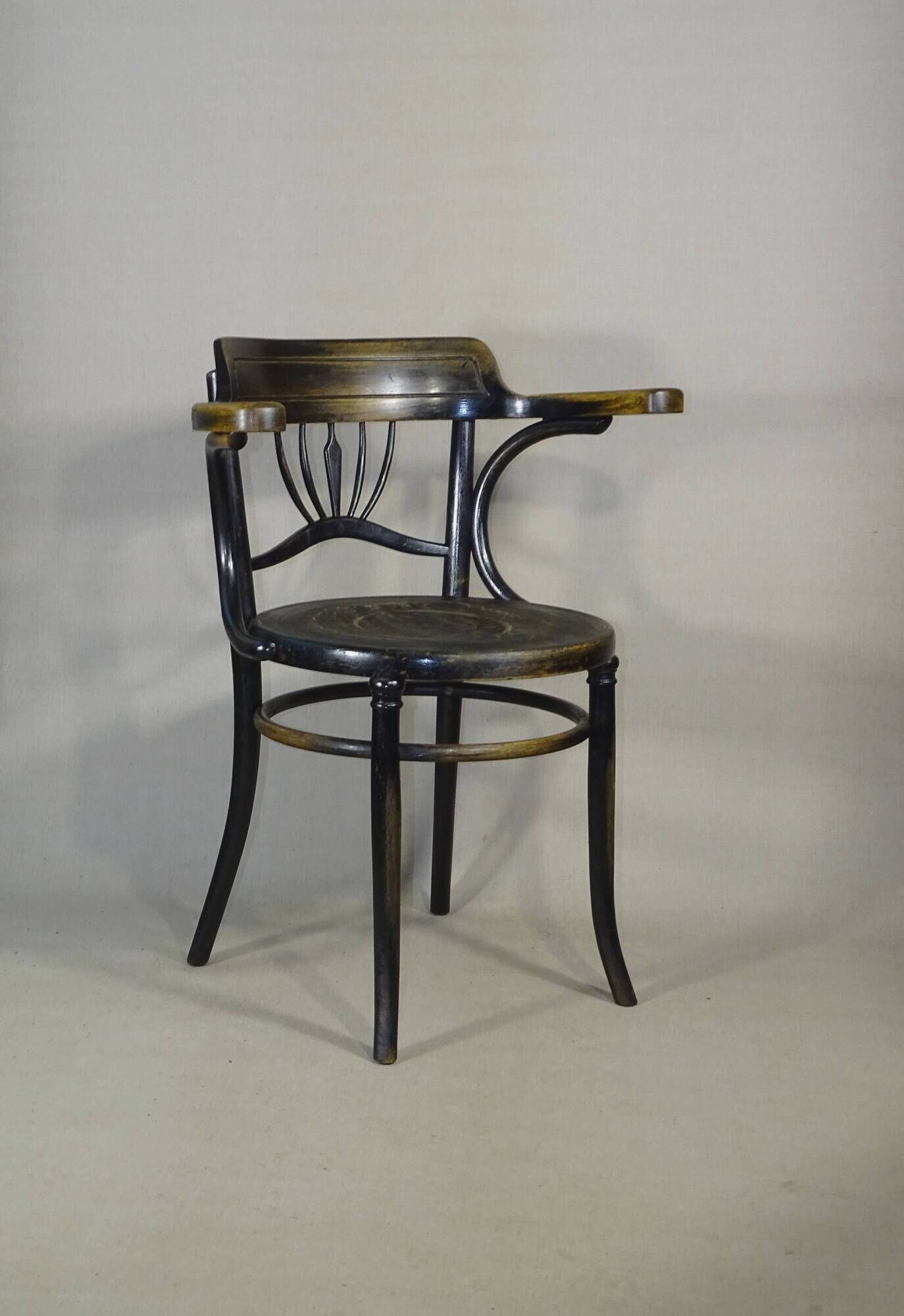Office Armchair No. 6 E ZP by Fischel, 1910, Bistro type, wooden seat