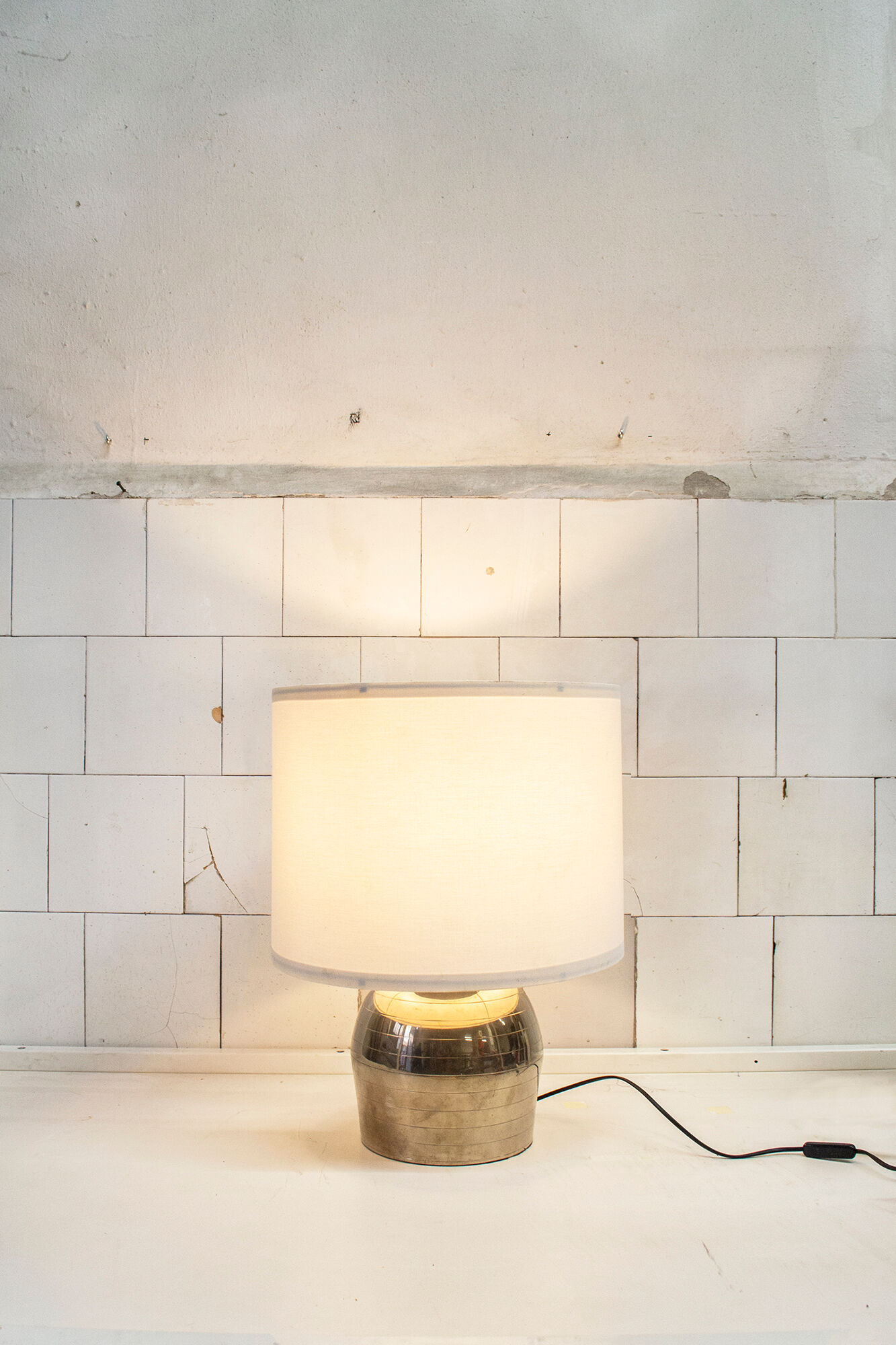 Chromed metal table lamp anni '70 italia