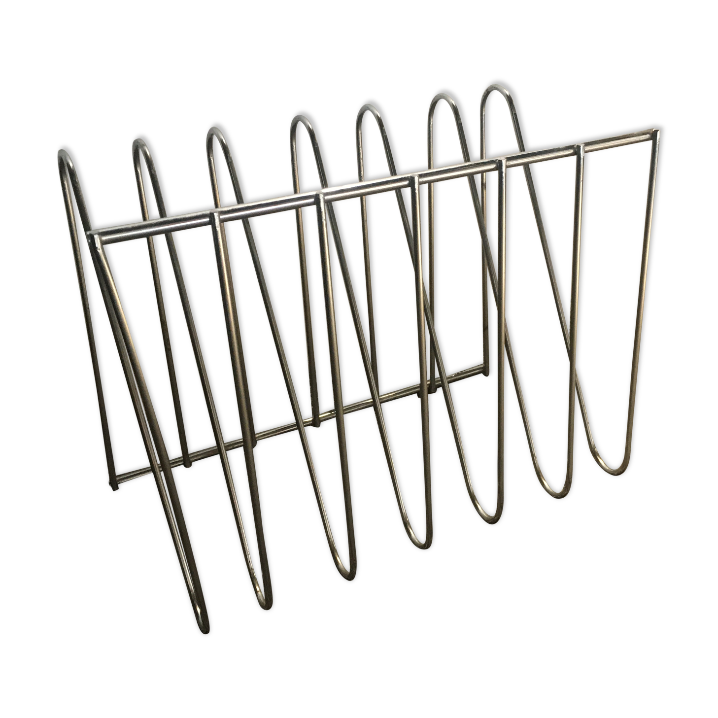 Model Z magazine rack
