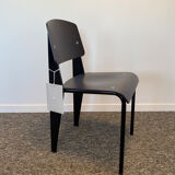 Chaise modèle "standard" design Jean Prouvé 1953, édition contemporaine par Vitra