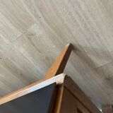 Two-tone compass foot wardrobe