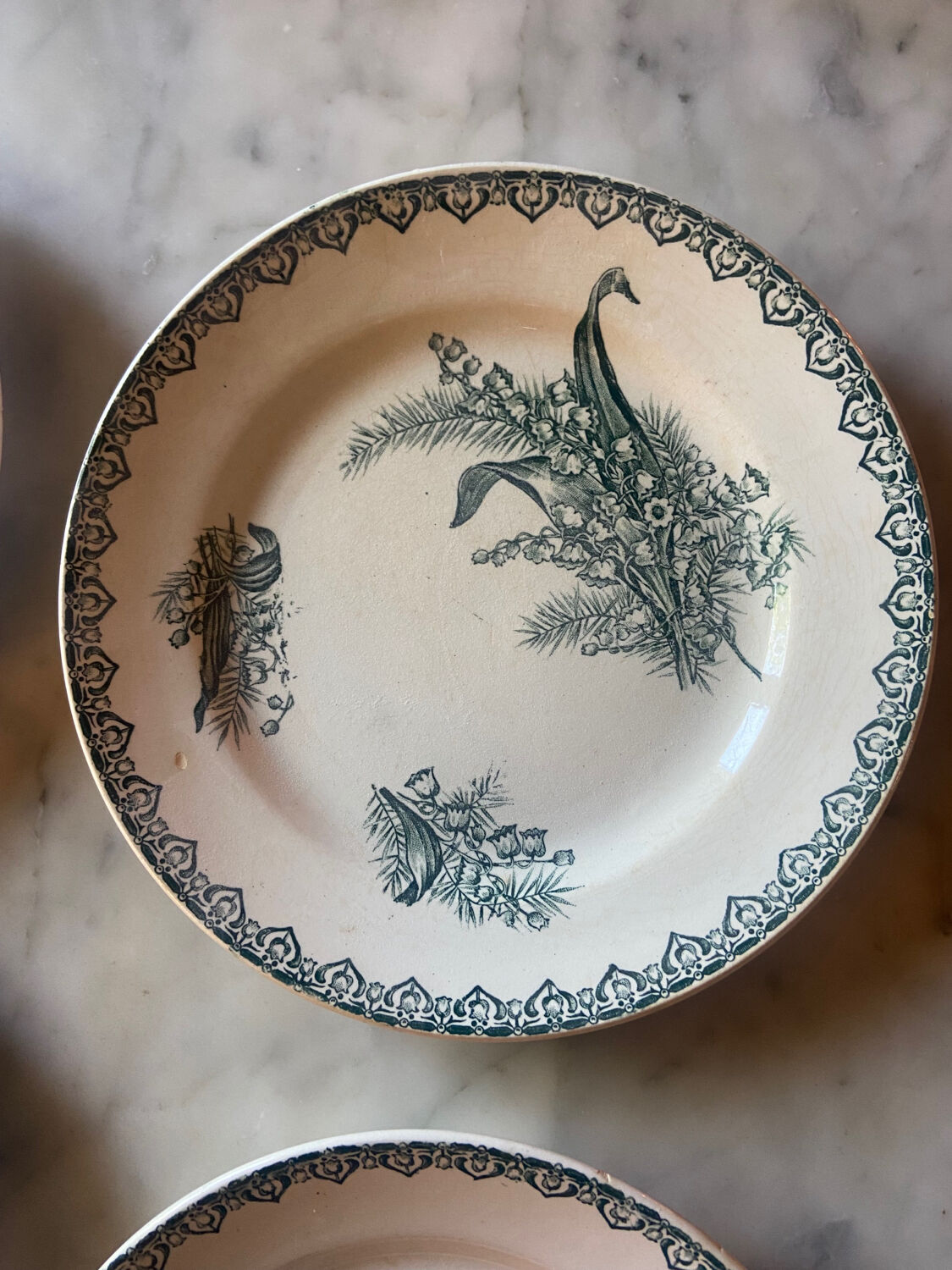 Series of 4 Terre de Fer St Amand dessert plates