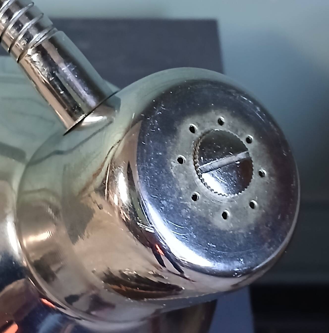 Articulated desk lamp in chrome metal, circa 1960.