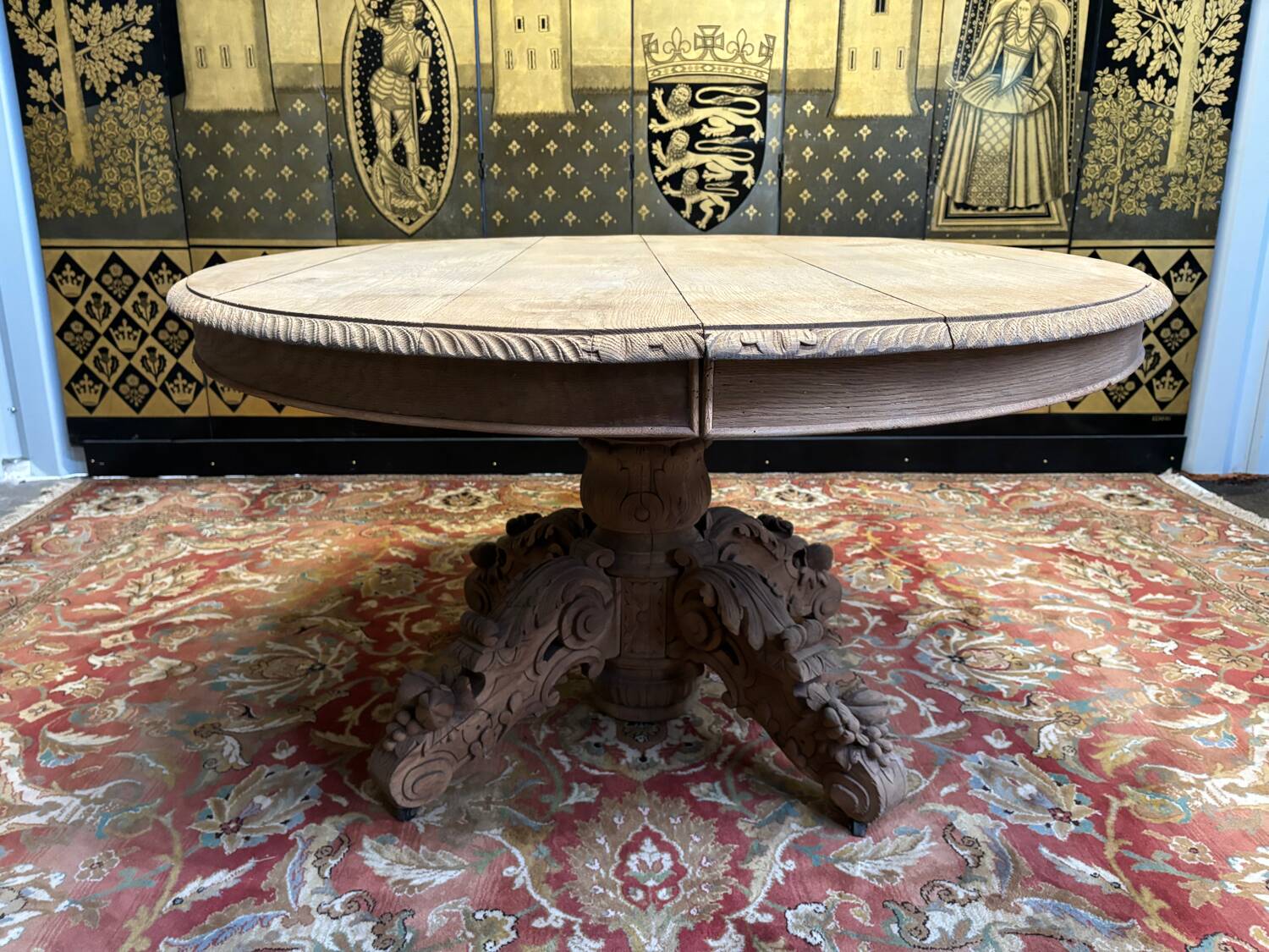 Napoléon III aero gummed oval table