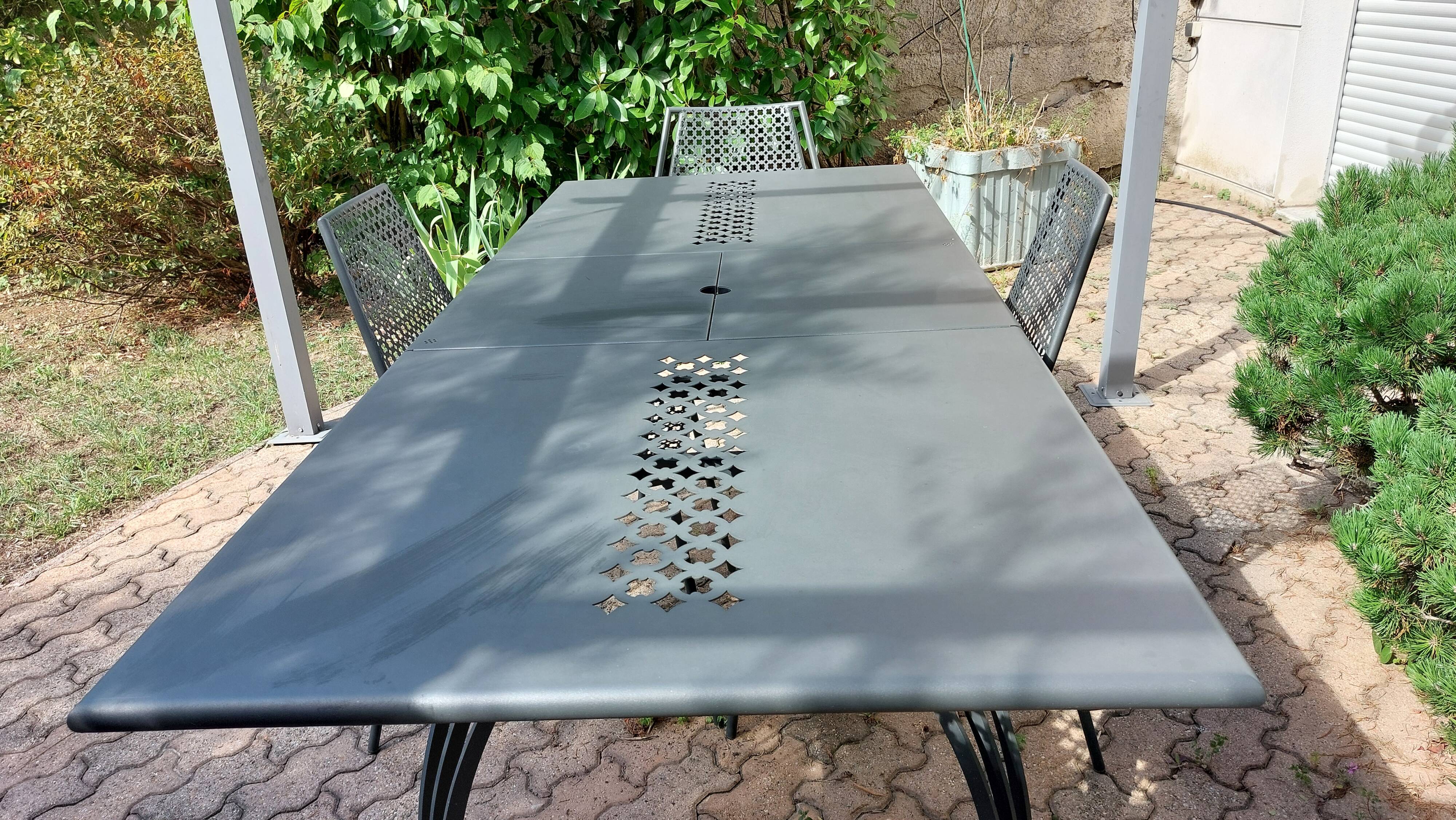 EMU antique iron garden furniture, table, 2 armchairs and 4 Vera chairs