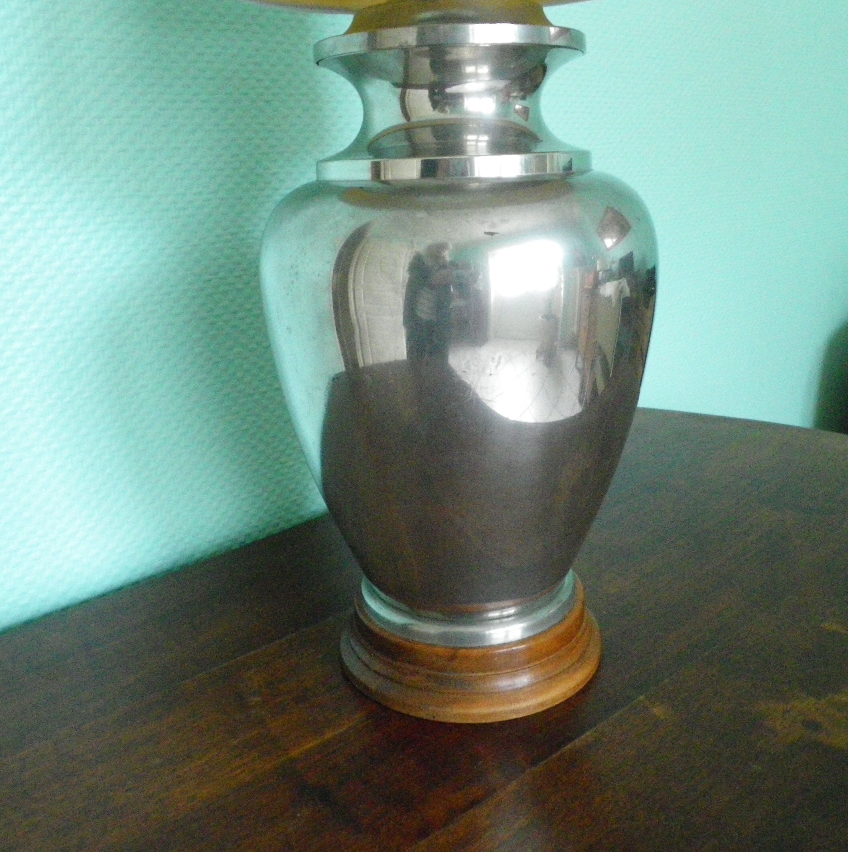 Living room mood lamp, silver metal base, wooden base, pleated lampshade