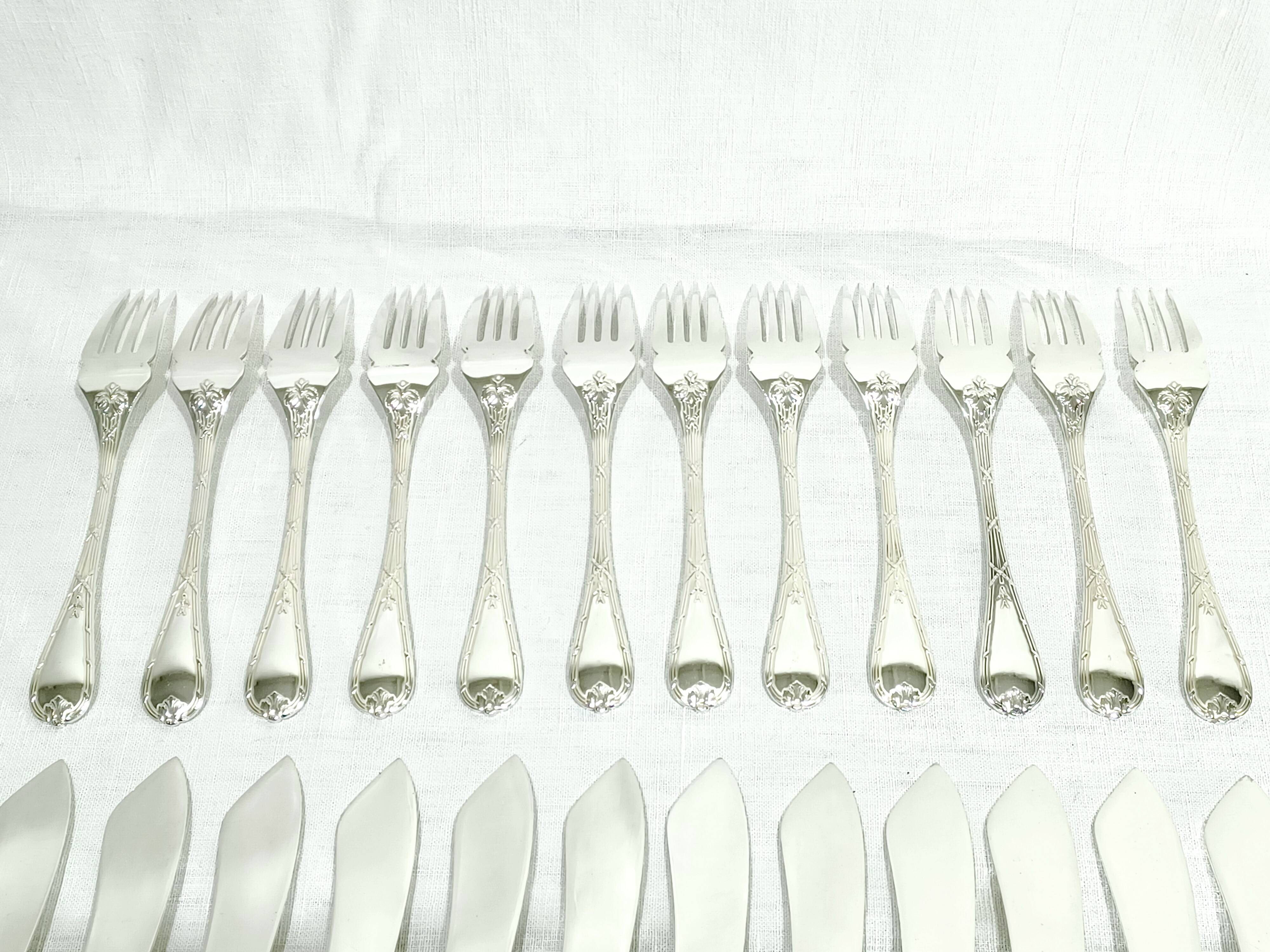 Christofle – 12-piece silver-plated fish cutlery set