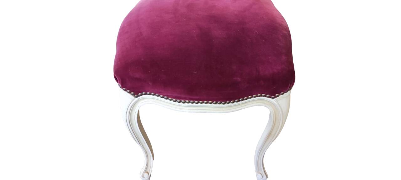 Castle chair and footrest in wood and burgundy velvet