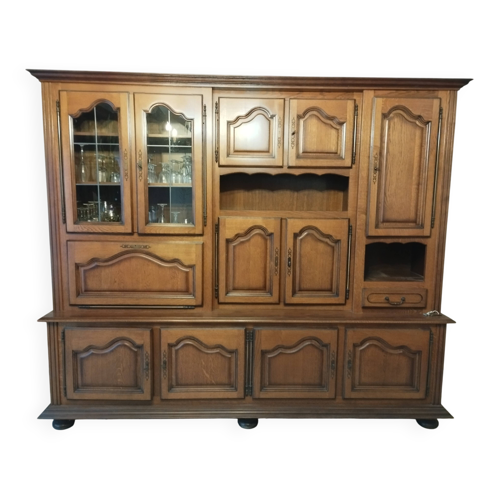 Dining room buffet