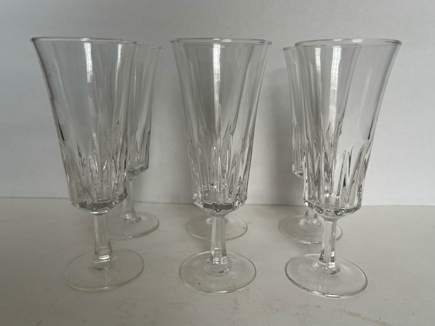 6 champagne flutes