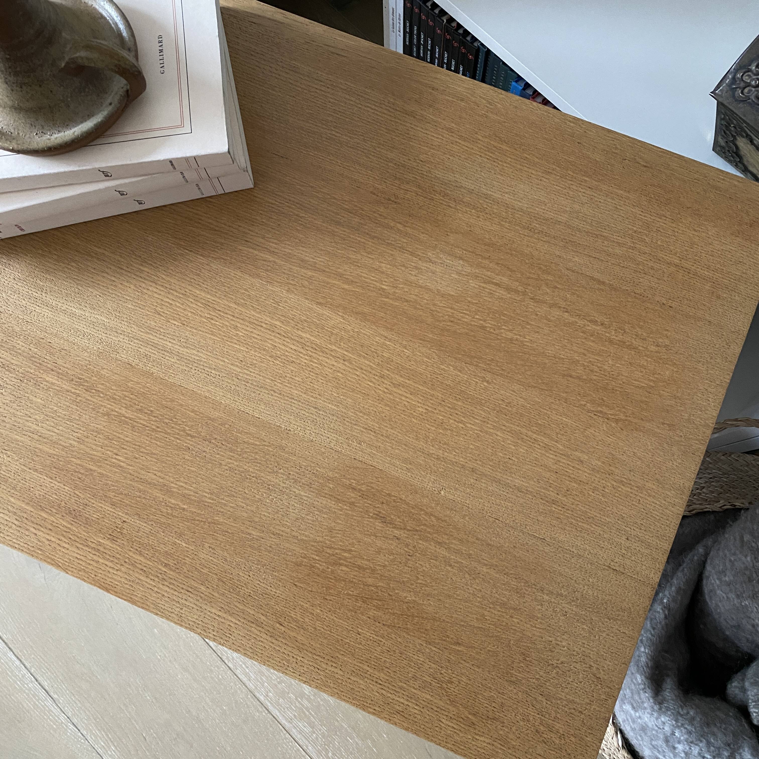 Vinyl rack trolley on wheels