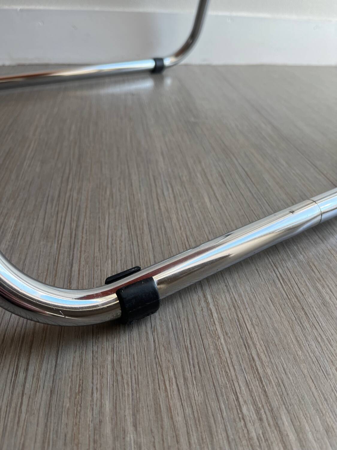 Chaises pliantes vintage chrome / skaï orange Soudexvinyl