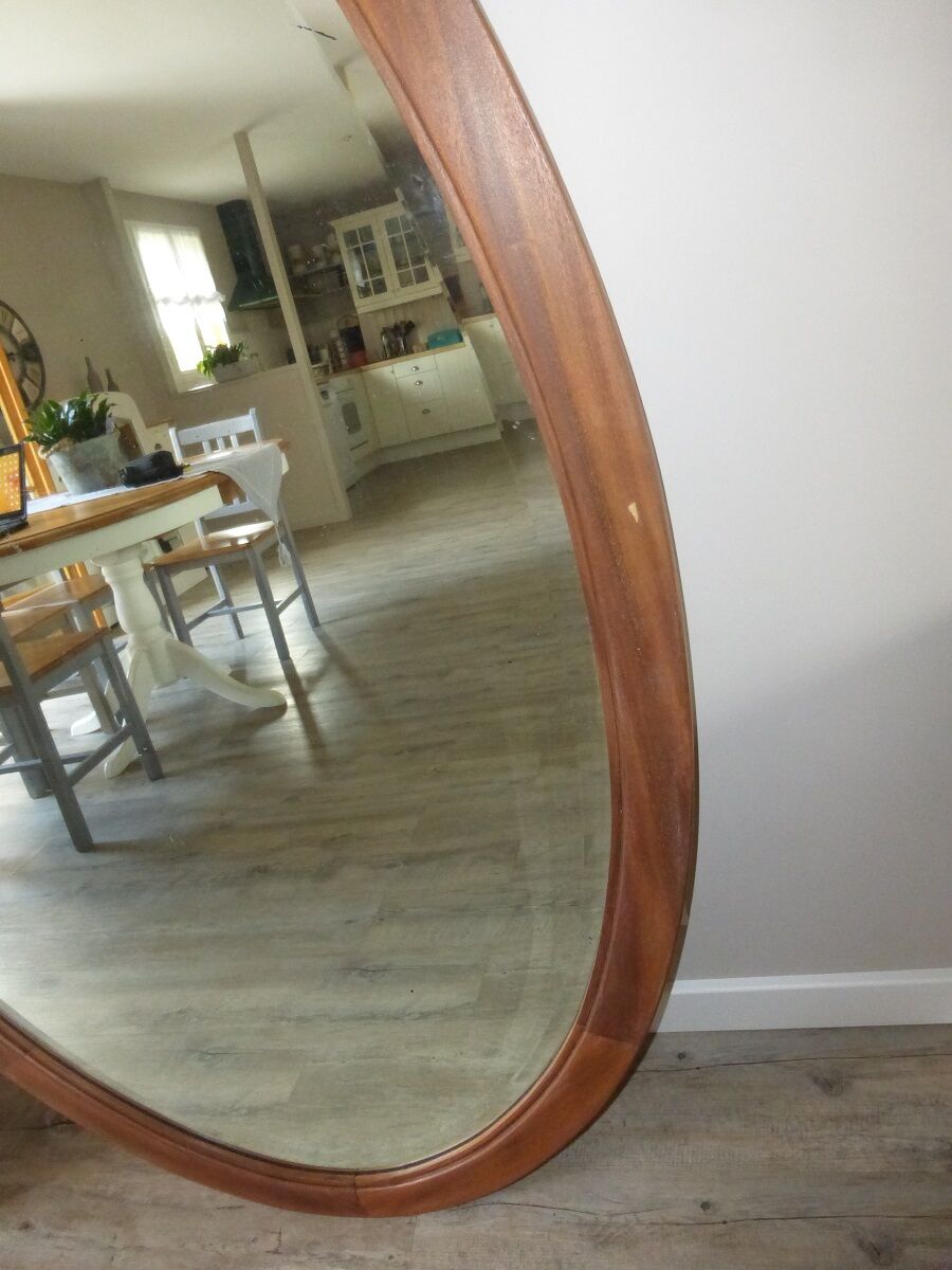 Beveled mirror oval 164x102cm