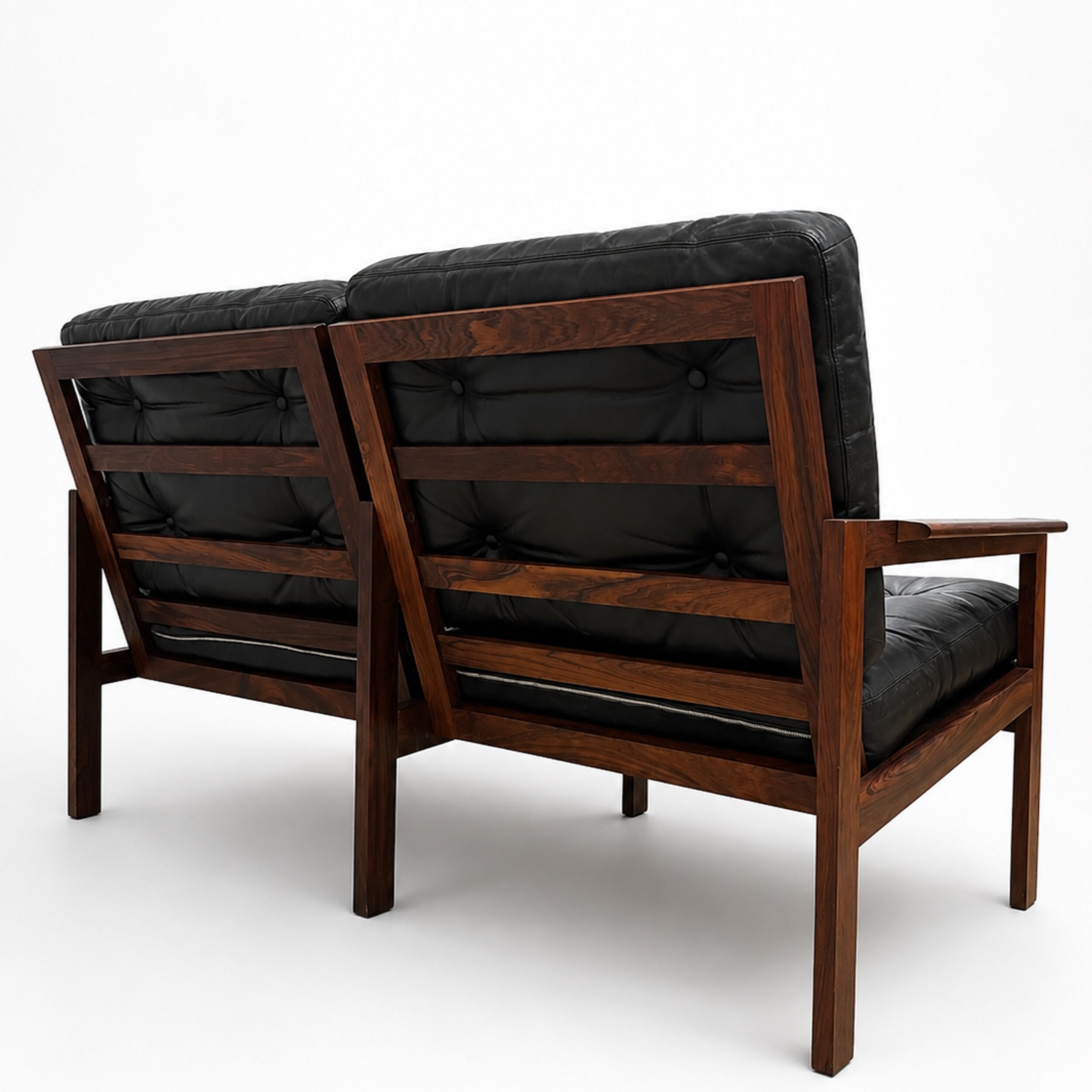 Capella sofa for 2 people by Illum Wikkelsø