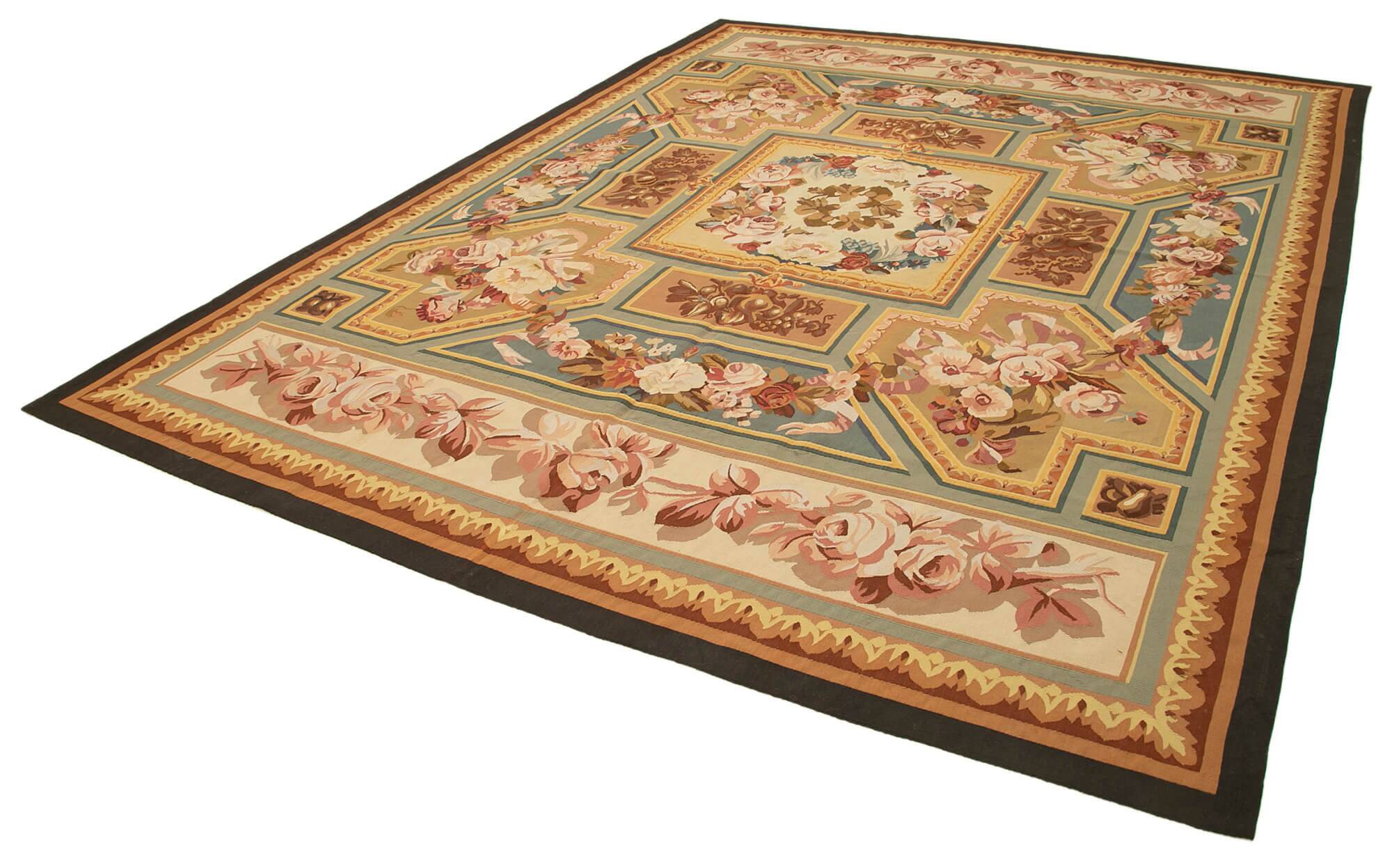 Handmade European Vintage Aubusson Kilim 280 cm x 366 cm