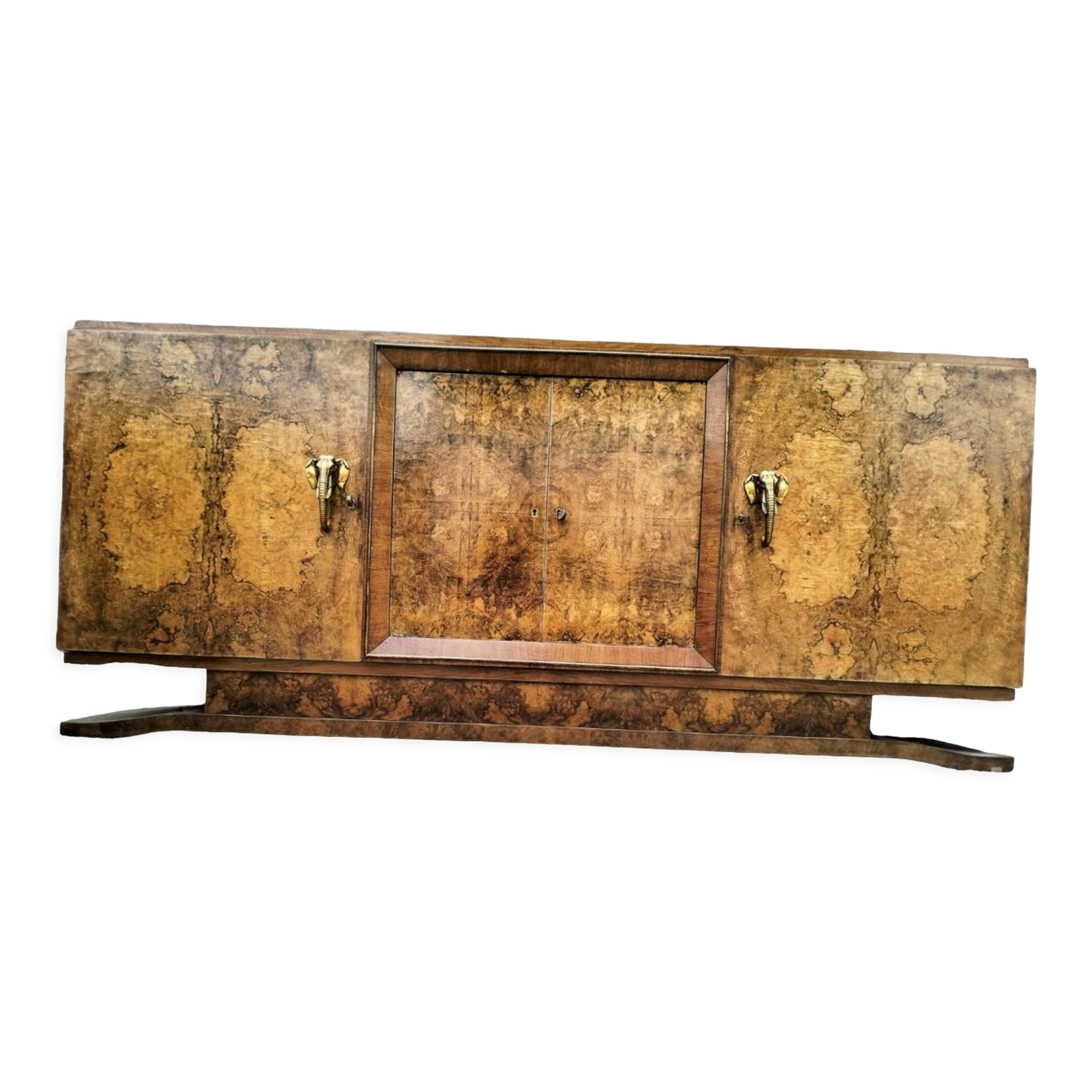 Low sideboard 3 doors elephant handle