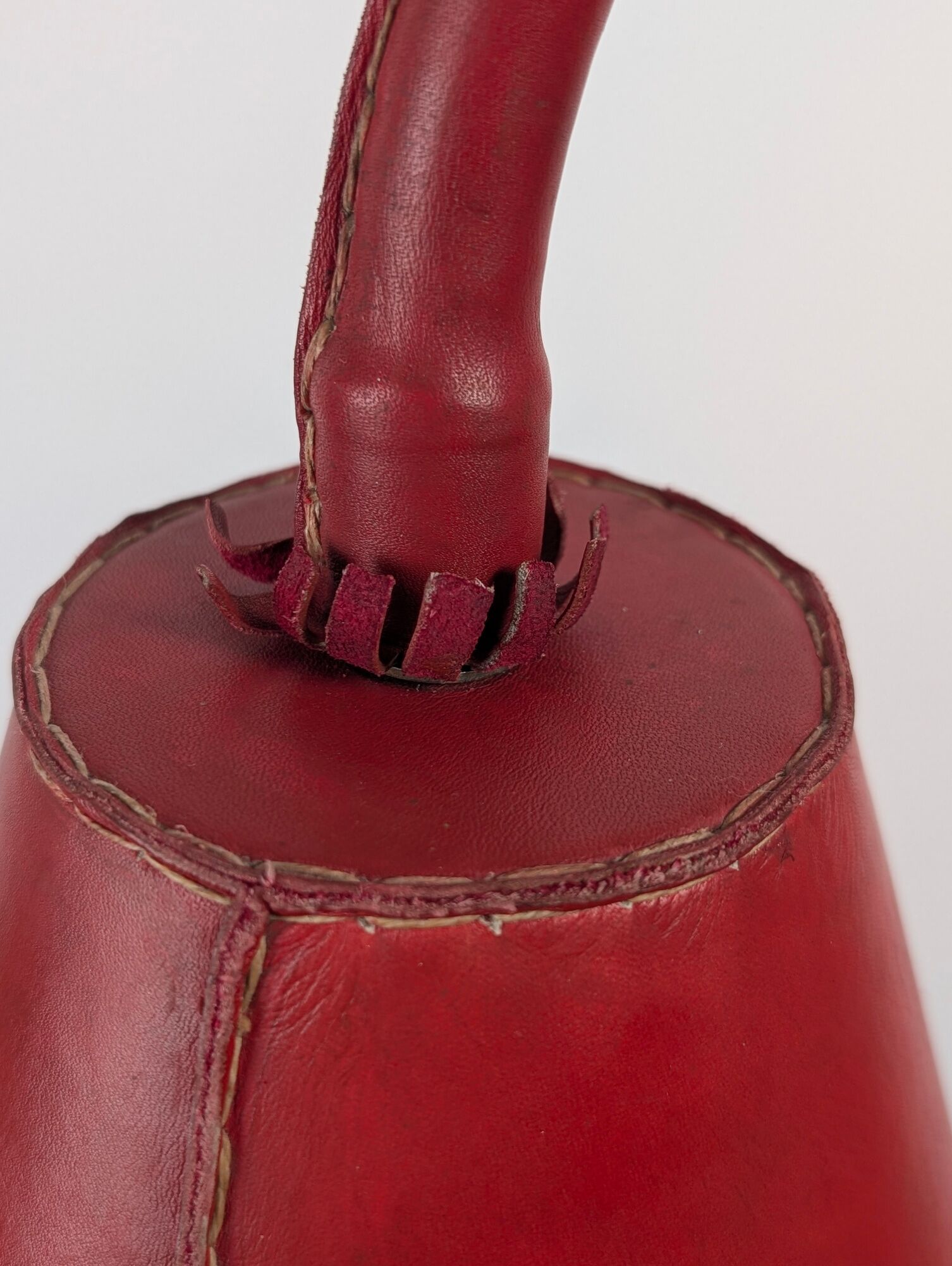 Jacques Adnet floor lamp in red leather, mid-century modern, France, 1960s