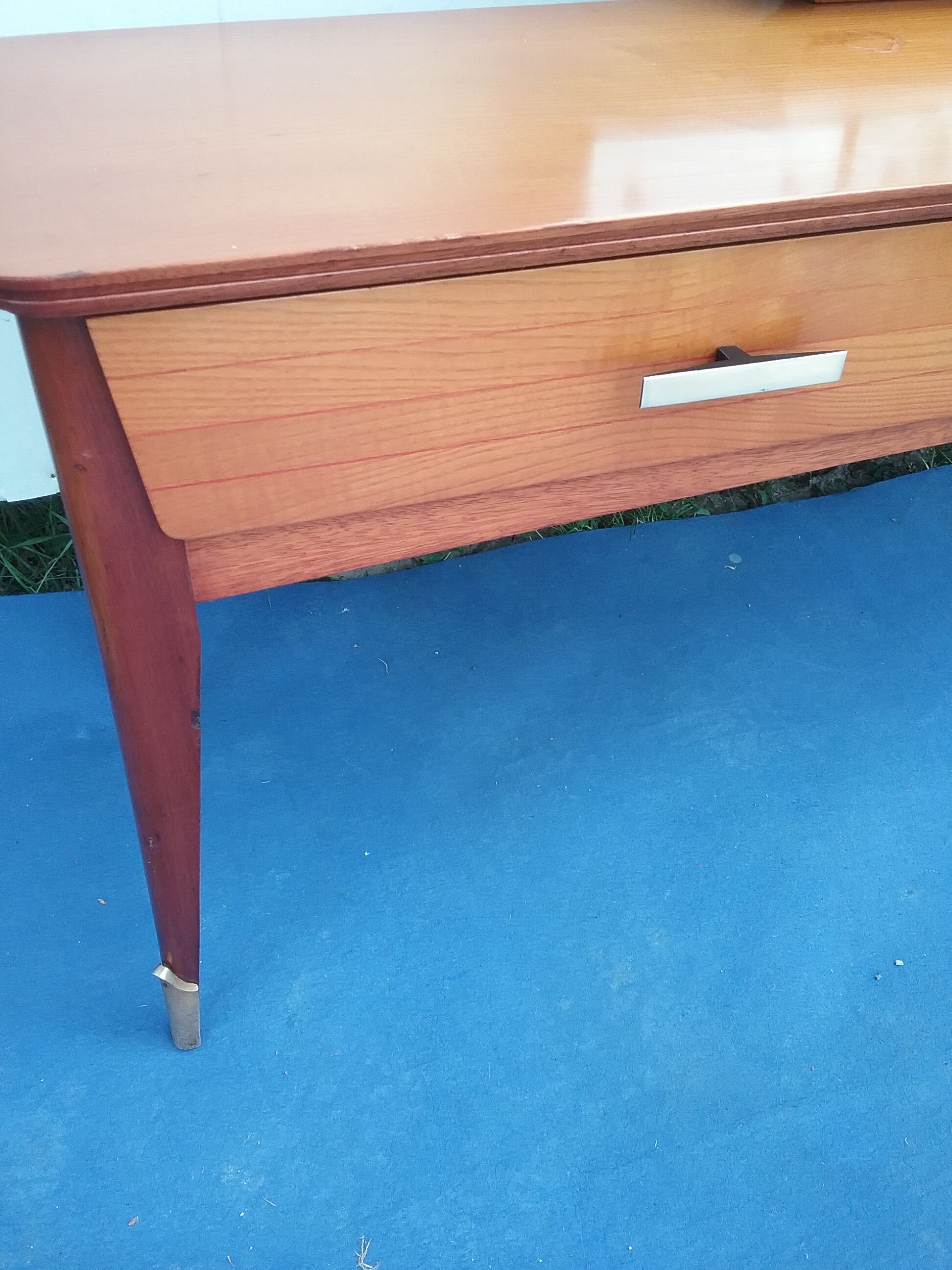 Vintage triptych console