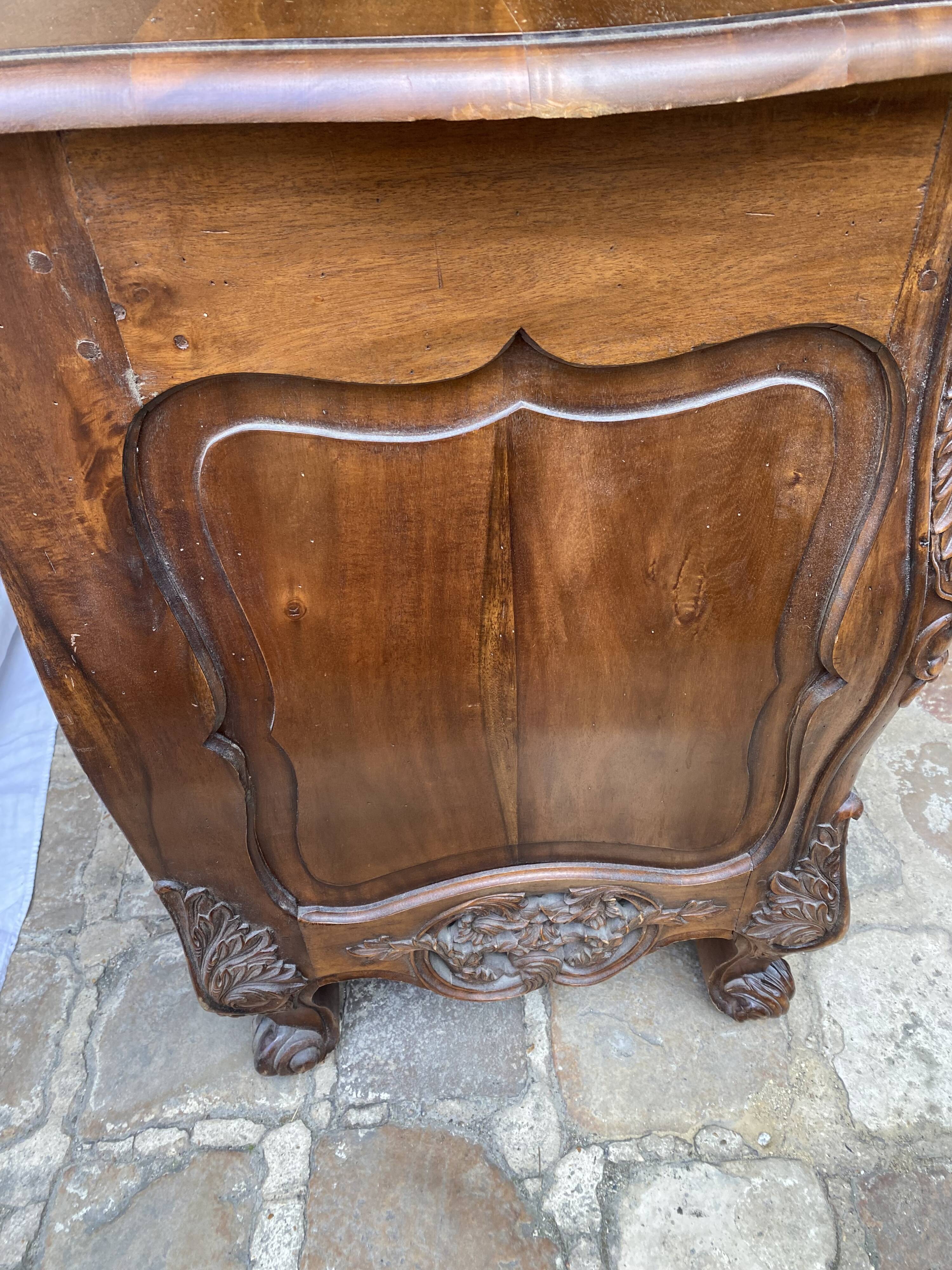 Nîmes style walnut chest of drawers