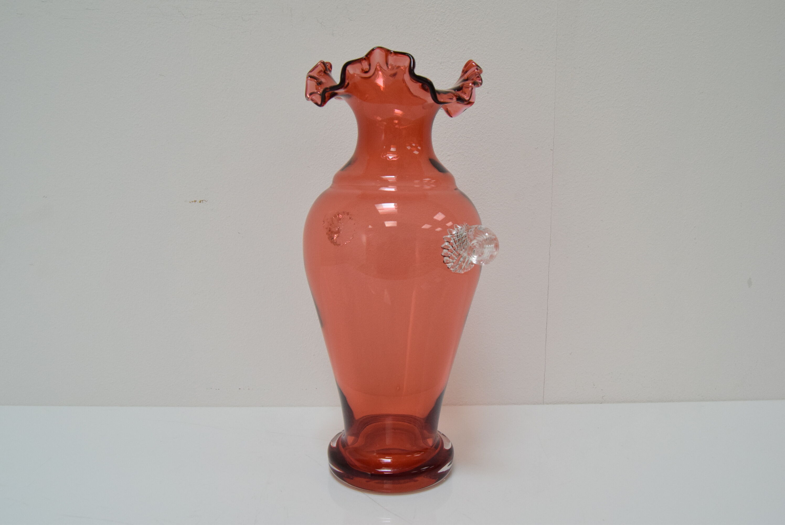 Art Czech glass vase, by Glasswork Novy Bor, 1950s