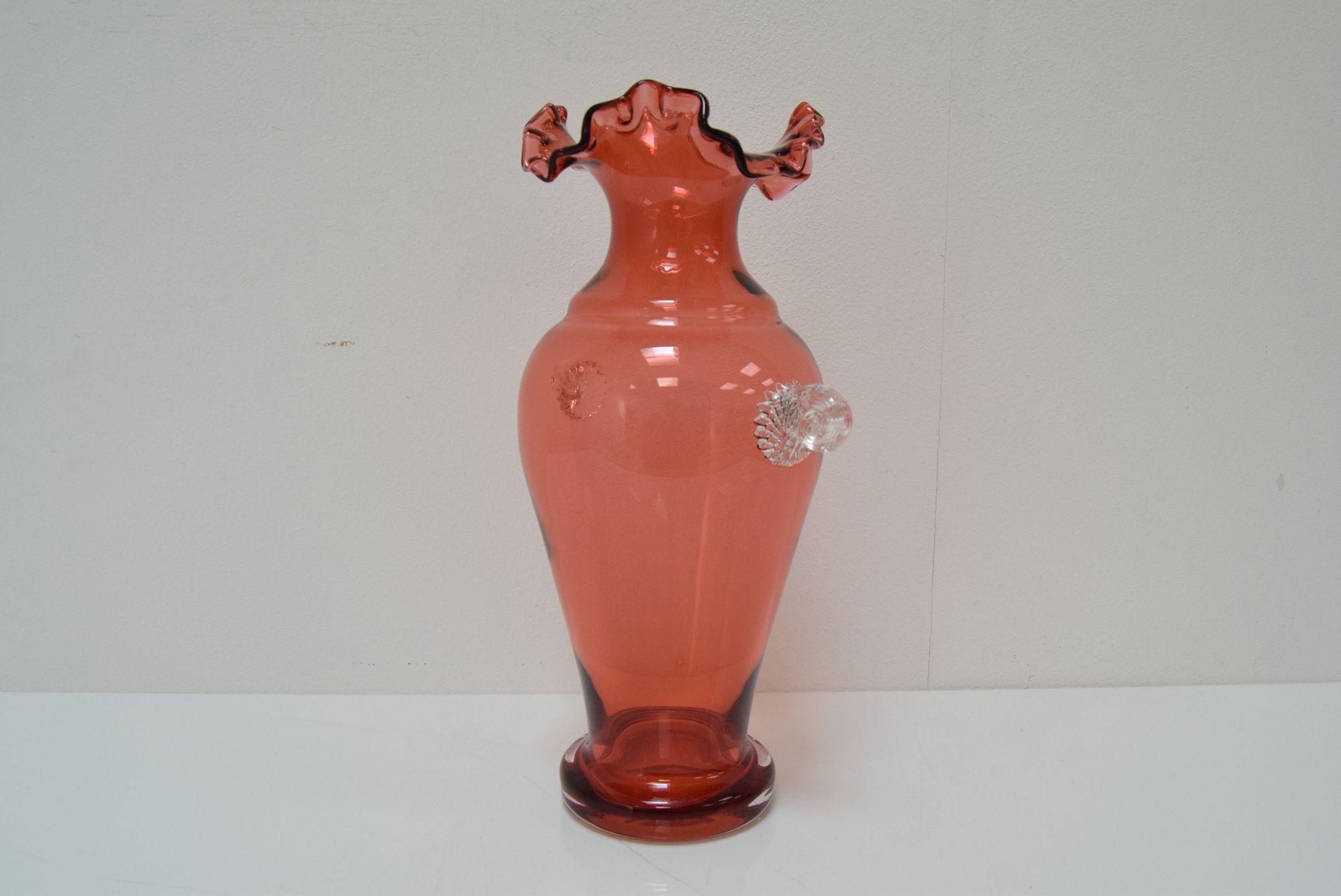 Art Czech glass vase, by Glasswork Novy Bor, 1950s