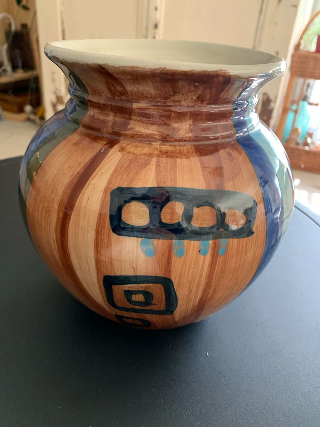 Ceramic vase