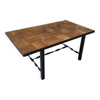Coffee table with inlaid wooden top
