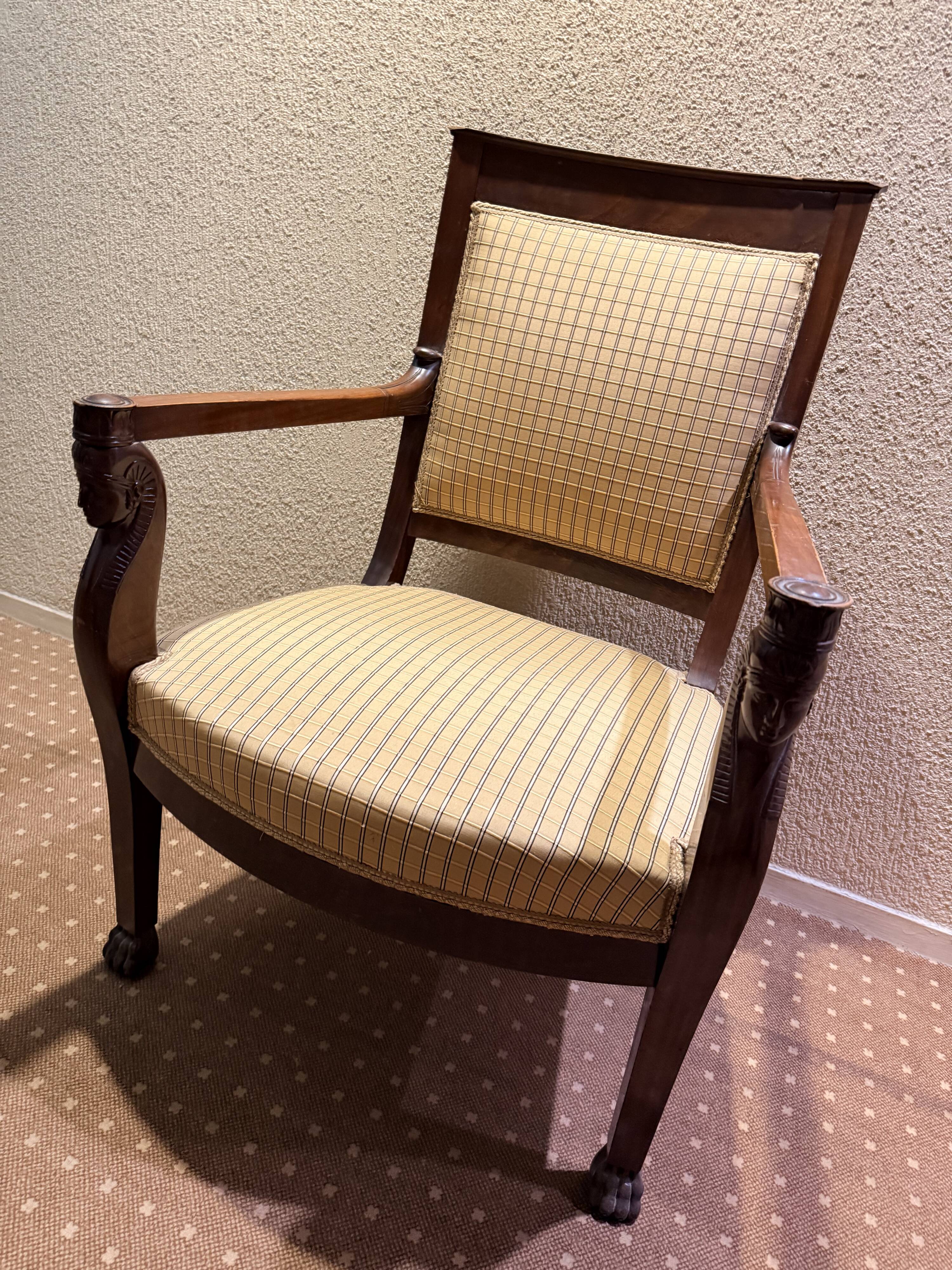 French Empire armchair in mahogany, 18th century.