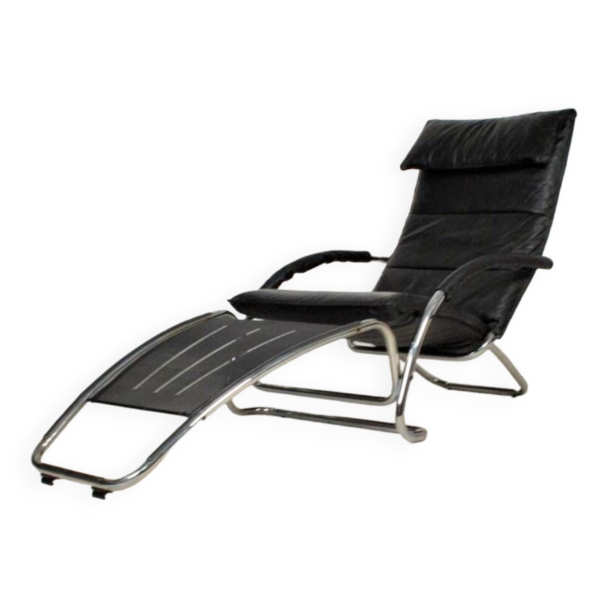 Lounge chair armchair