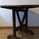 Table de vigneron ronde dessus cuir d'origine incrustation dorée