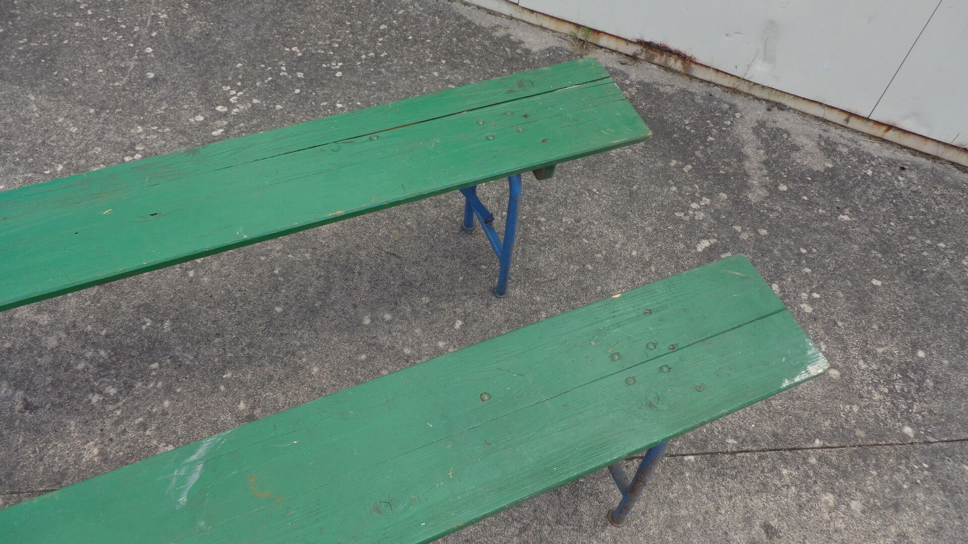2 brewery folding benches