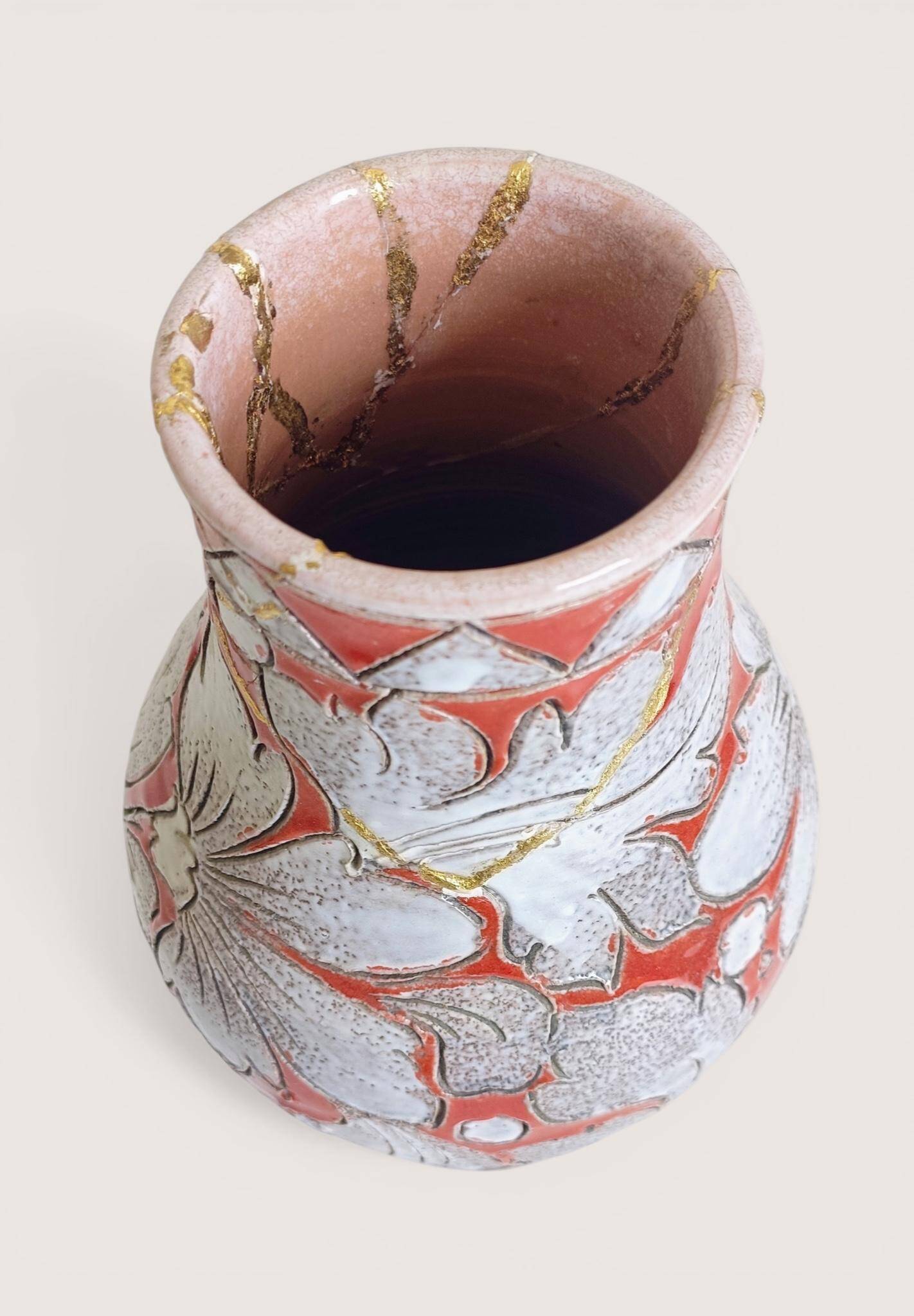Large Fratelli Fanciullacci Sgraffito Ceramic Vase, Restored Kintsugi-Style