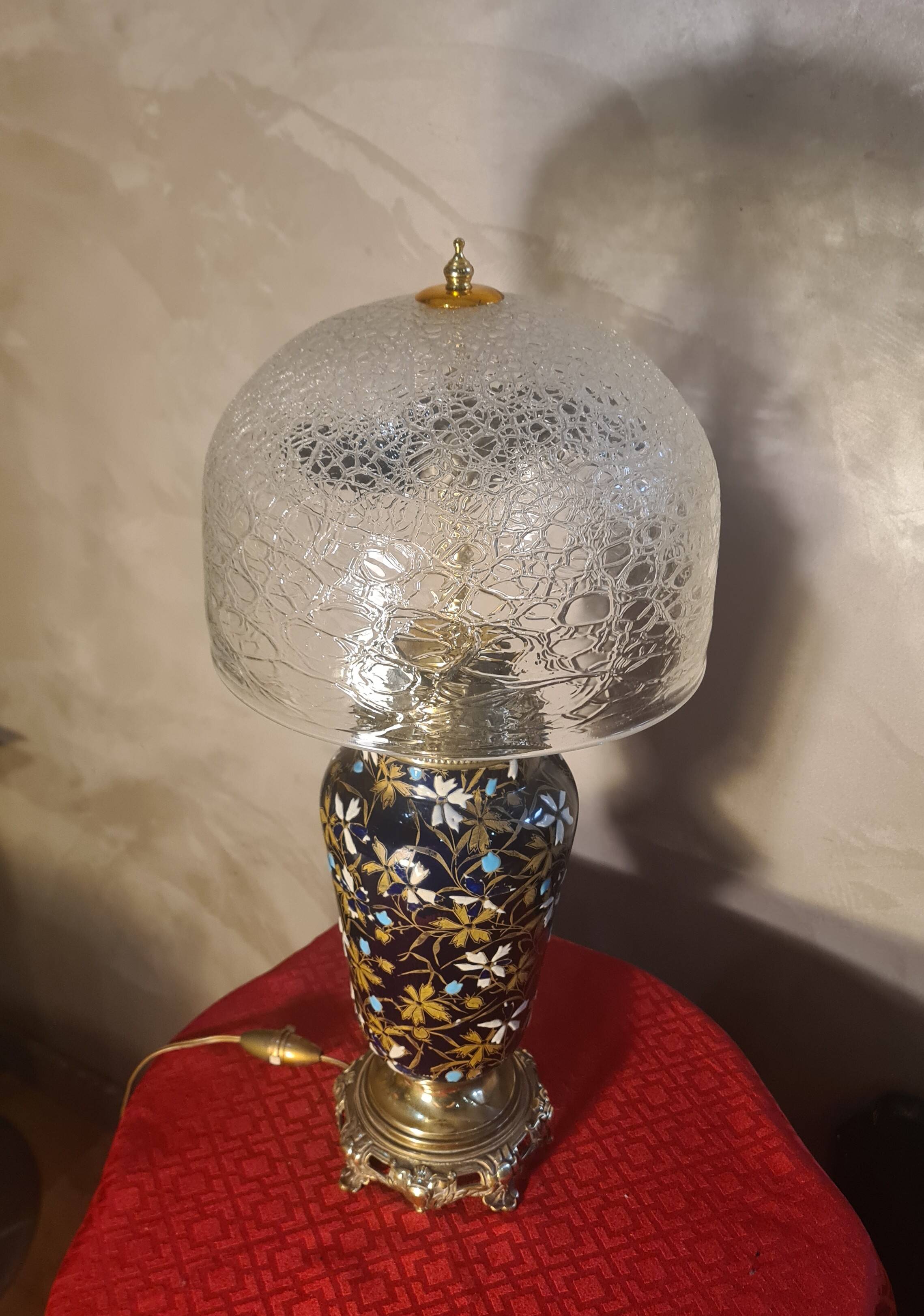 ceramic lamp in Gien style, and bronze, 54x25 with glass shade
