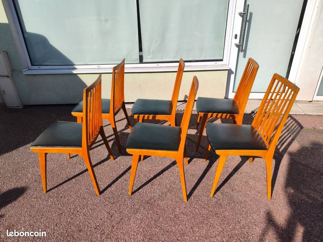 Set of 6 Scandinavian wooden and vintage leatherette chairs