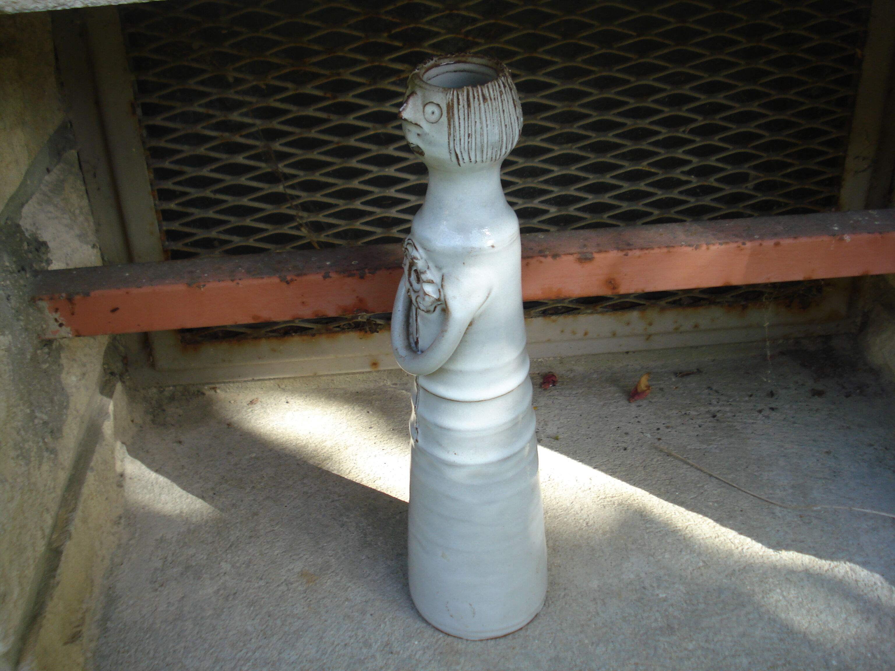 Anthropomorphic vase Jacques Pouchain Atelier Dieulefit 1950